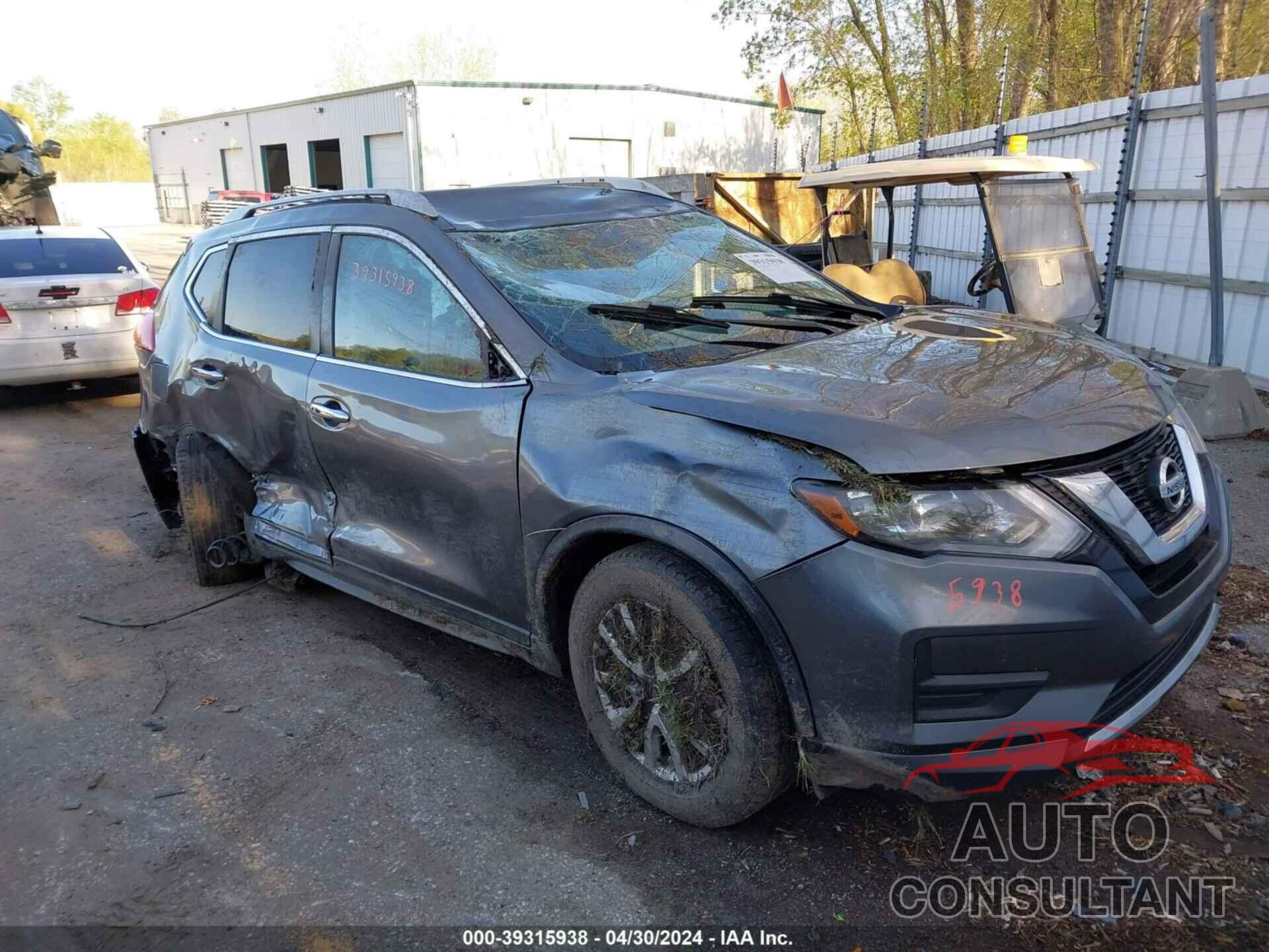 NISSAN ROGUE 2017 - KNMAT2MV6HP503368