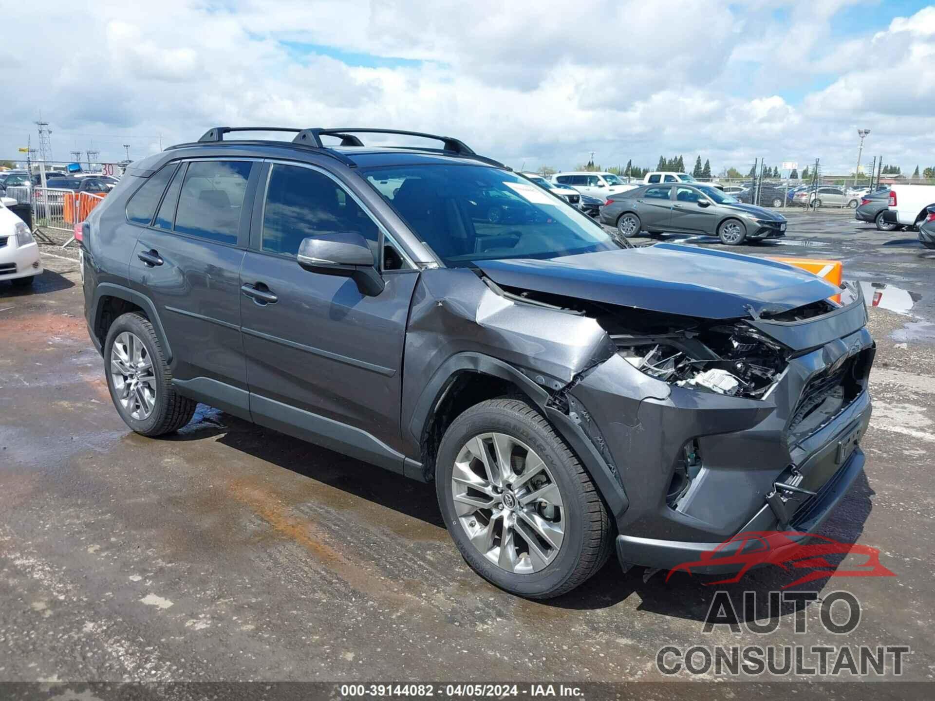 TOYOTA RAV4 2019 - JTMC1RFV3KJ014229