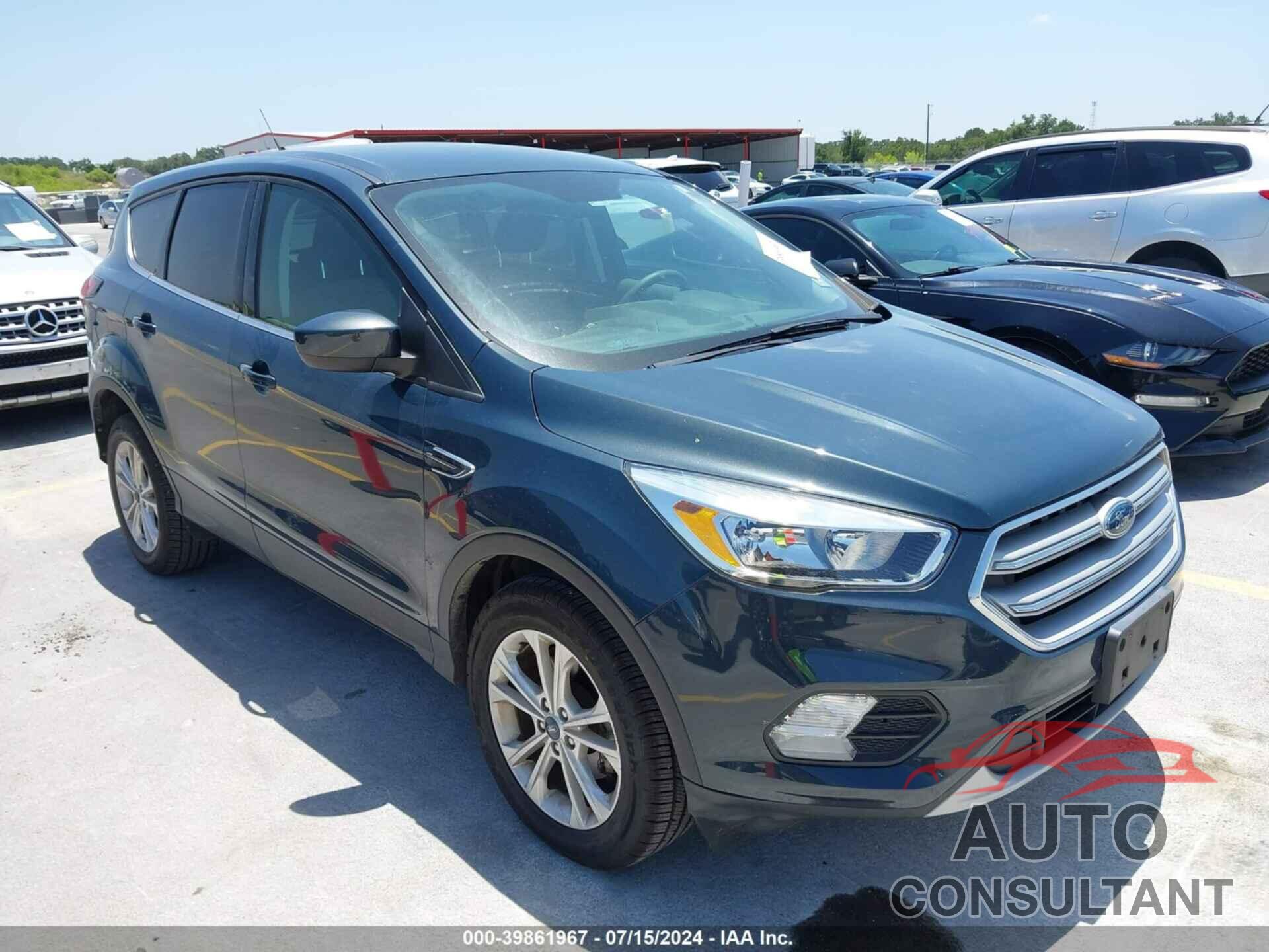 FORD ESCAPE 2019 - 1FMCU0GD6KUB34772