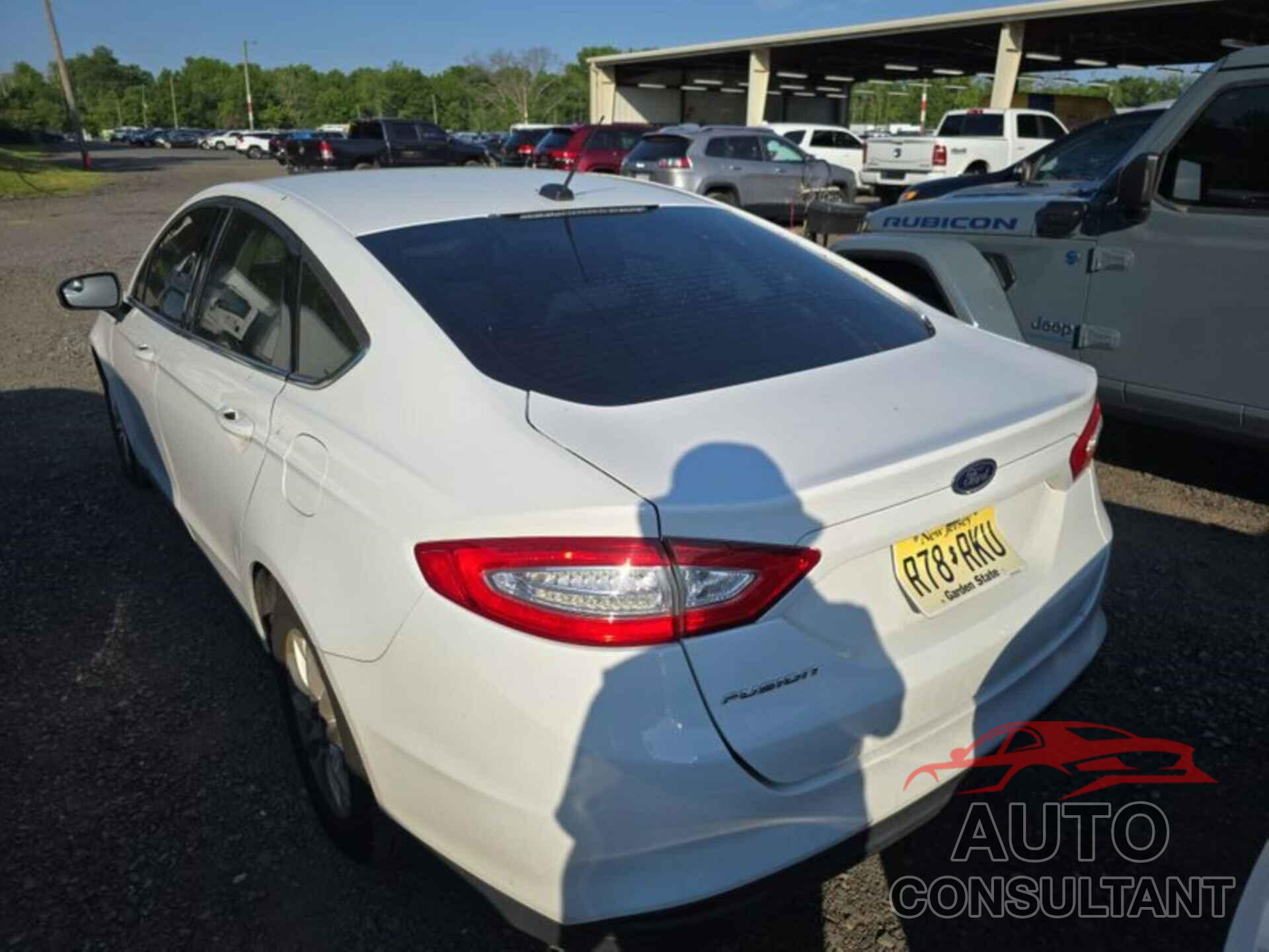 FORD FUSION 2016 - 3FA6P0G74GR292230