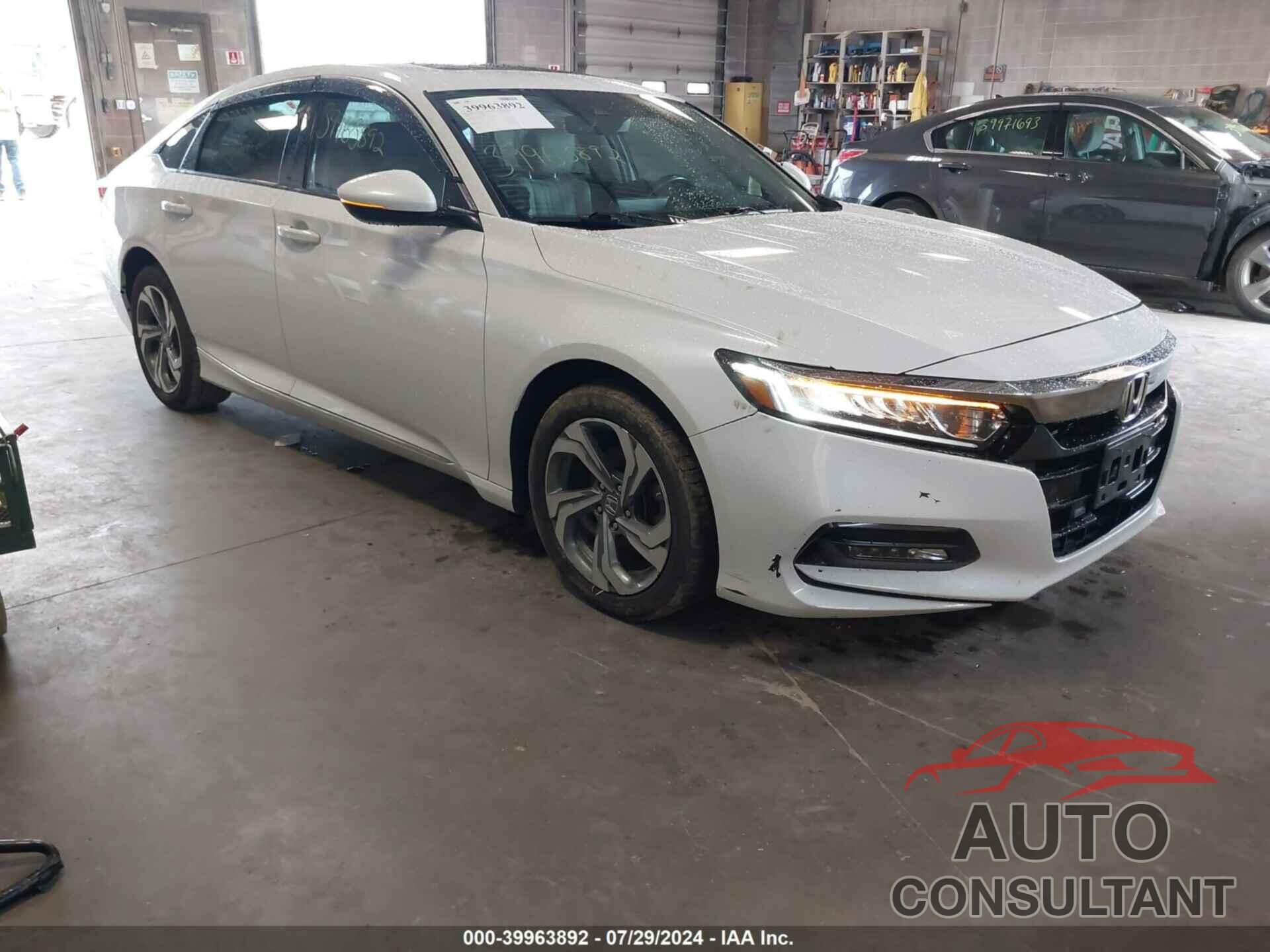 HONDA ACCORD 2018 - 1HGCV1F52JA066103