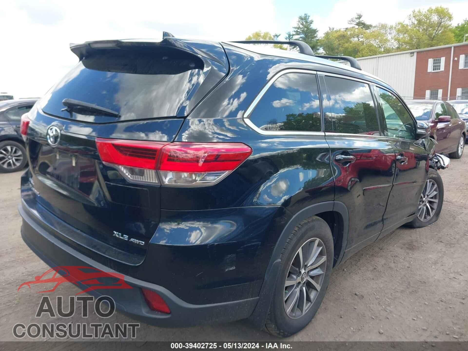 TOYOTA HIGHLANDER 2017 - 5TDJZRFH5HS445709