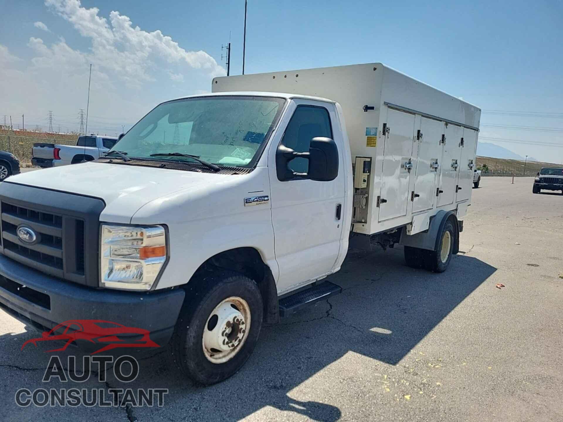 FORD ECONOLINE 2017 - 1FDXE4FS6HDC69099