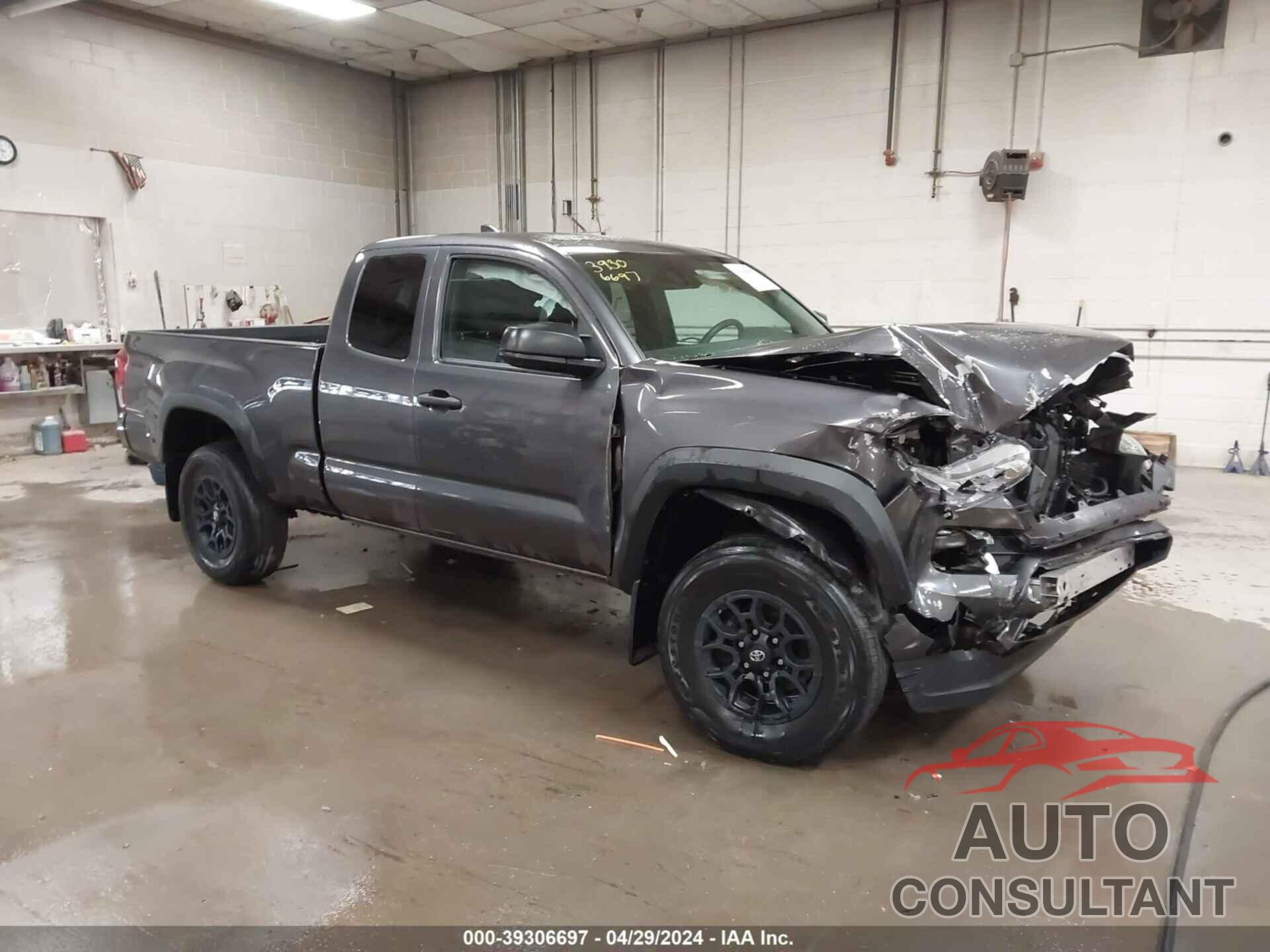 TOYOTA TACOMA 2019 - 5TFSZ5AN4KX174587