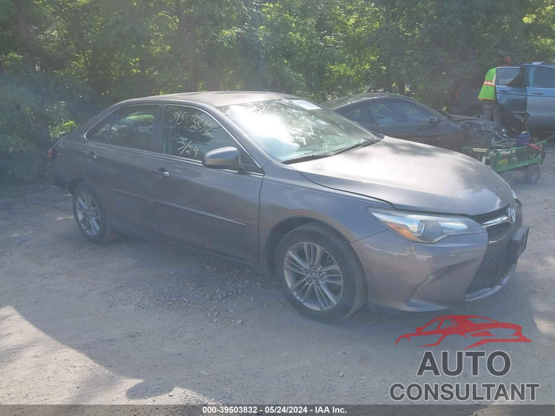 TOYOTA CAMRY 2017 - 4T1BF1FK4HU352021