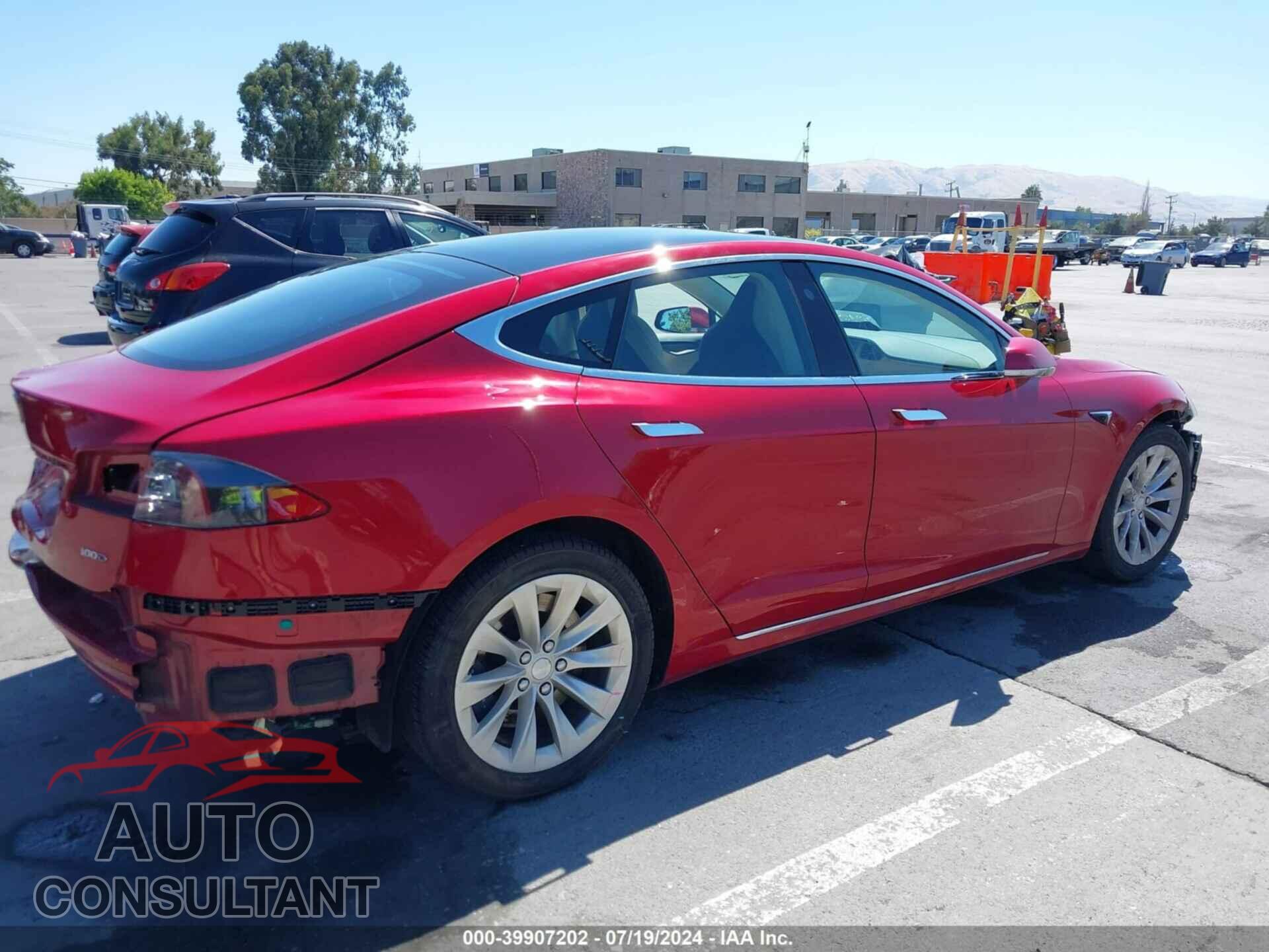 TESLA MODEL S 2018 - 5YJSA1E21JF286529