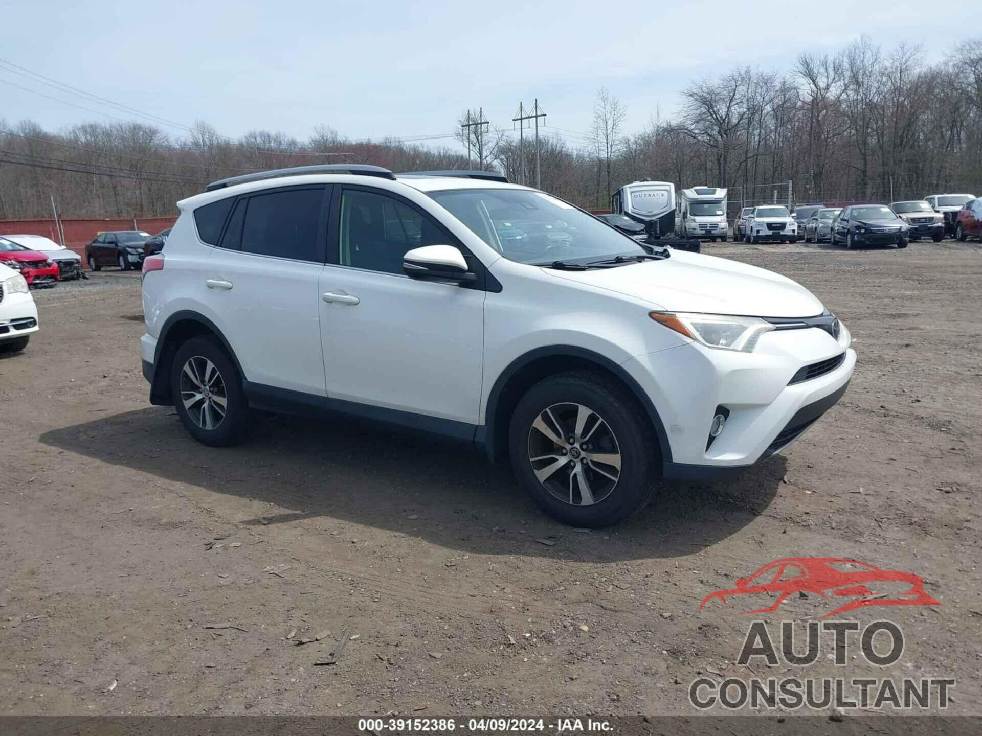TOYOTA RAV4 2018 - JTMRFREV8JJ720754