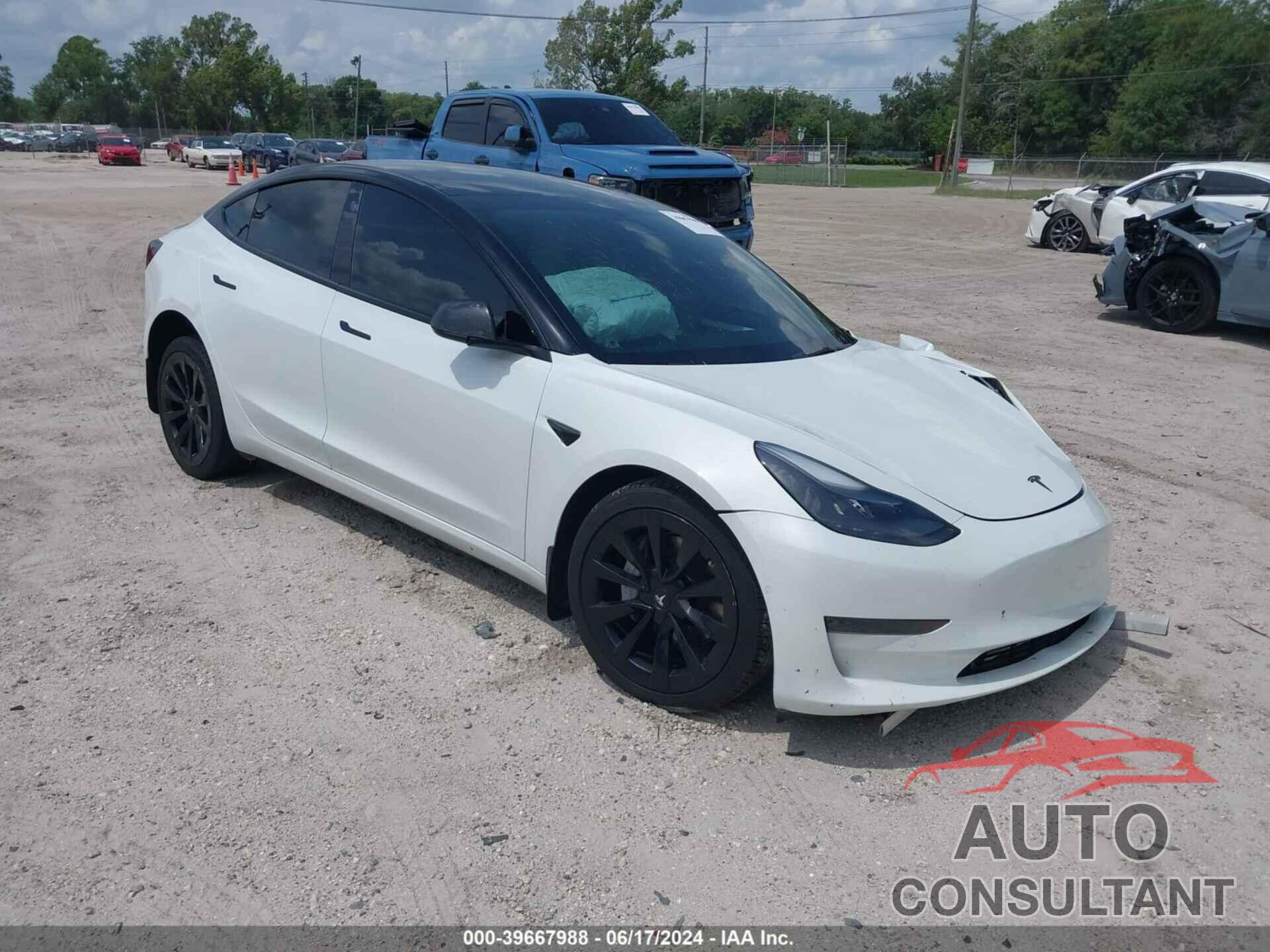 TESLA MODEL 3 2021 - 5YJ3E1EA5MF096561