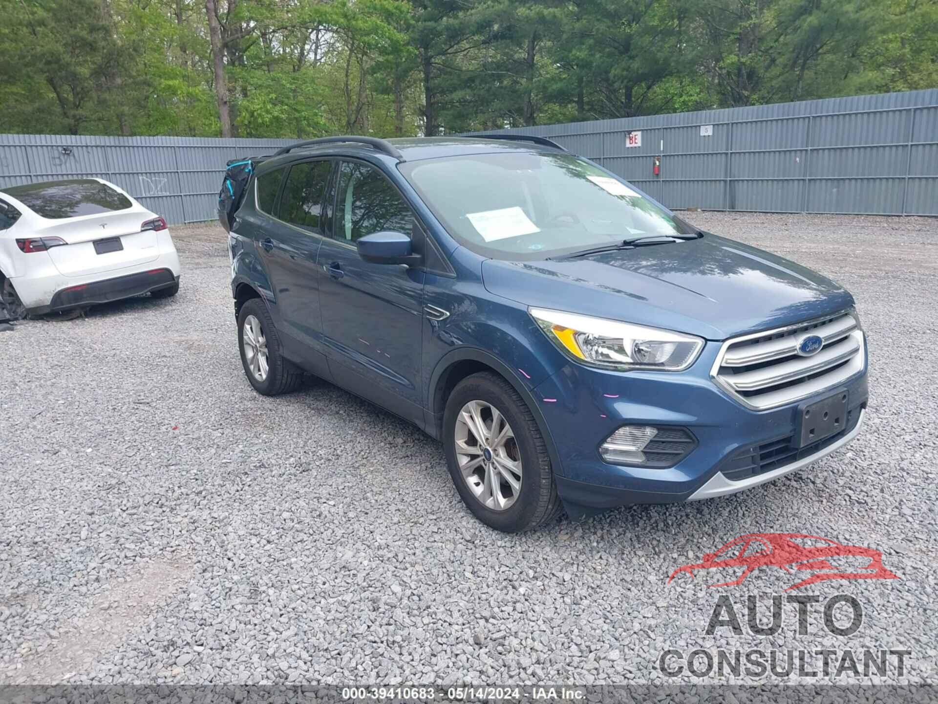 FORD ESCAPE 2018 - 1FMCU0GD0JUC43923