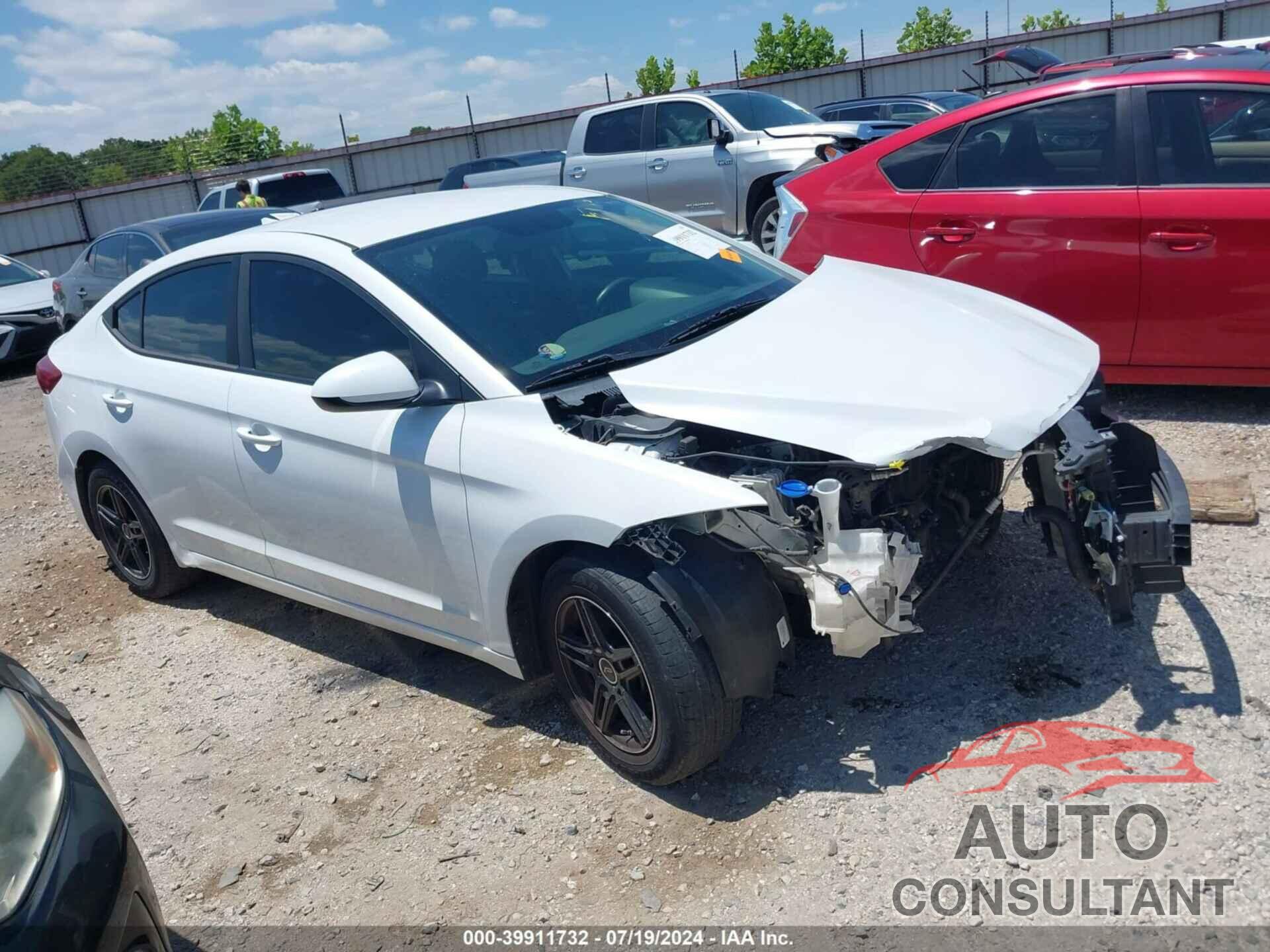 HYUNDAI ELANTRA 2017 - 5NPD74LF2HH112205
