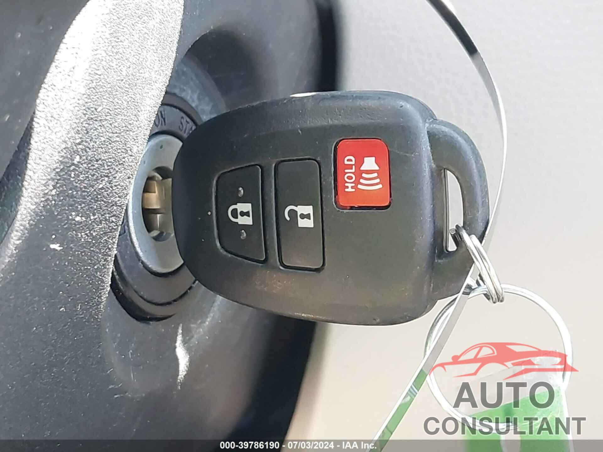 TOYOTA COROLLA CROSS 2023 - 7MUAAAAG2PV045229