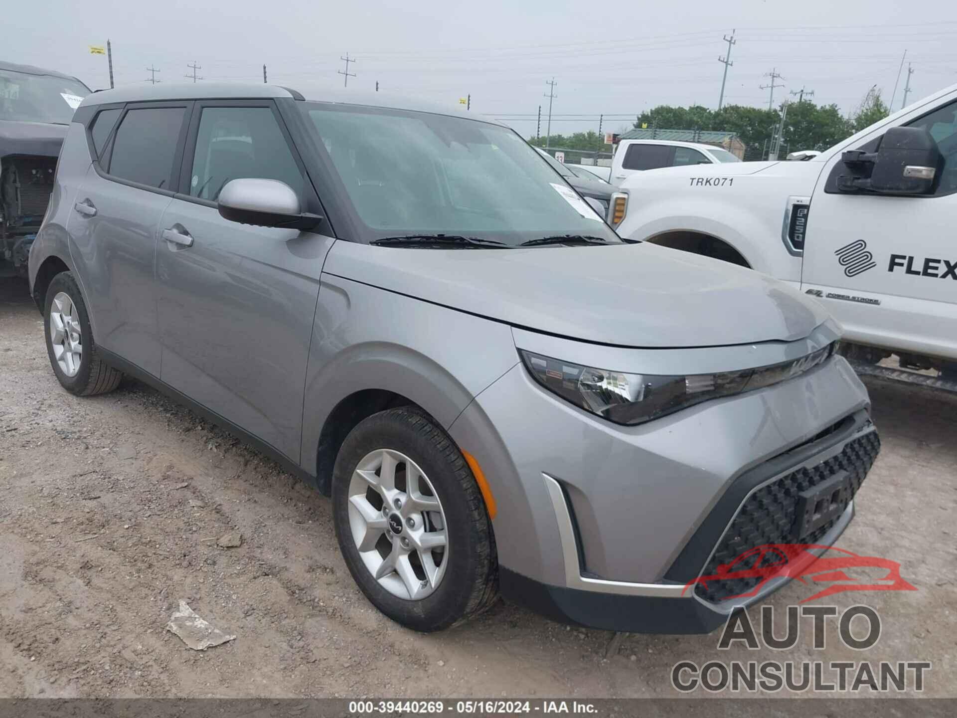 KIA SOUL 2023 - KNDJ23AU3P7885412