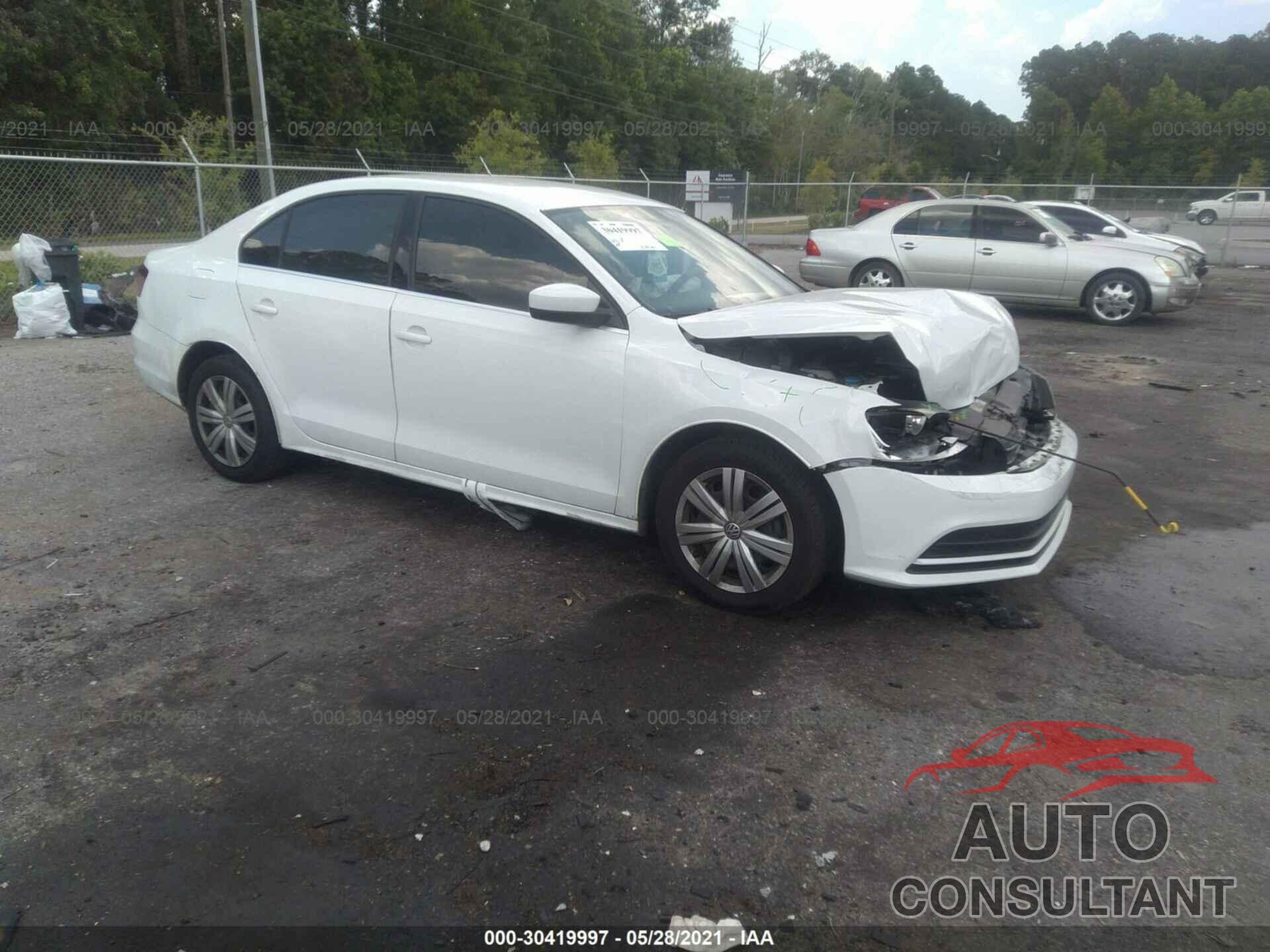 VOLKSWAGEN JETTA 2017 - 3VW2B7AJ7HM332803