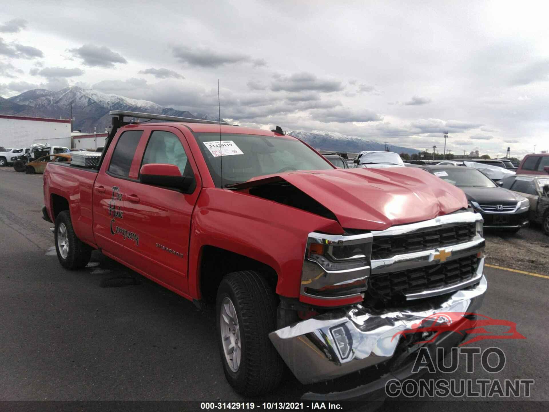 CHEVROLET SILVERADO 1500 2018 - 1GCVKREC3JZ211620