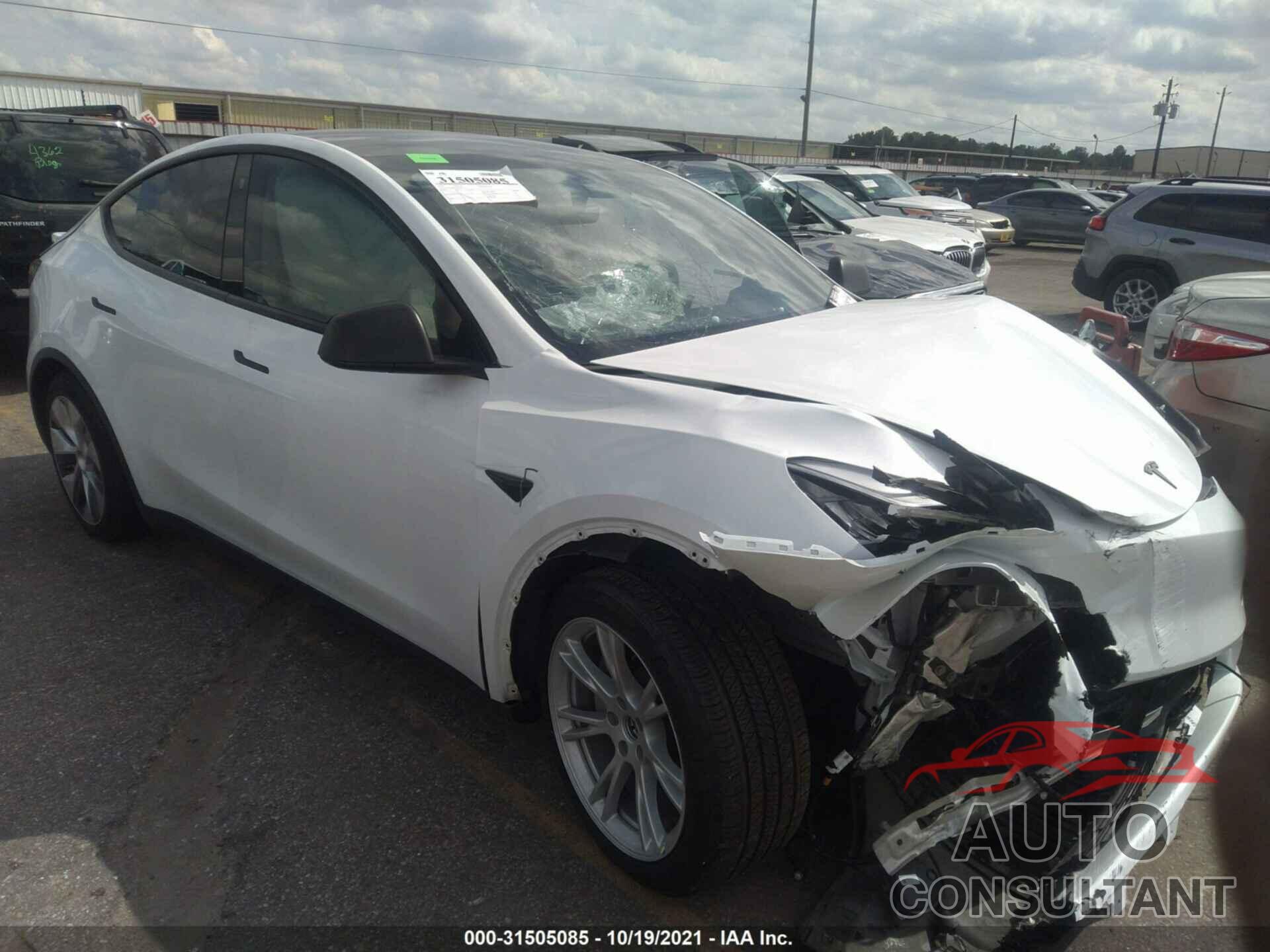TESLA MODEL Y 2021 - 5YJYGDEE7MF094363