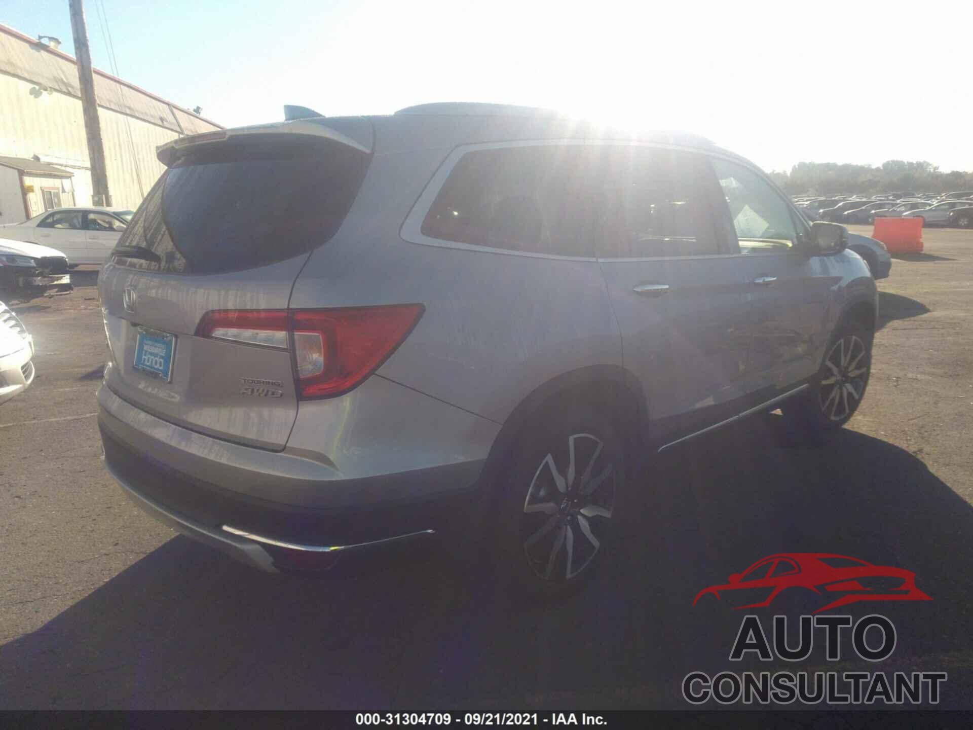 HONDA PILOT 2021 - 5FNYF6H61MB085452