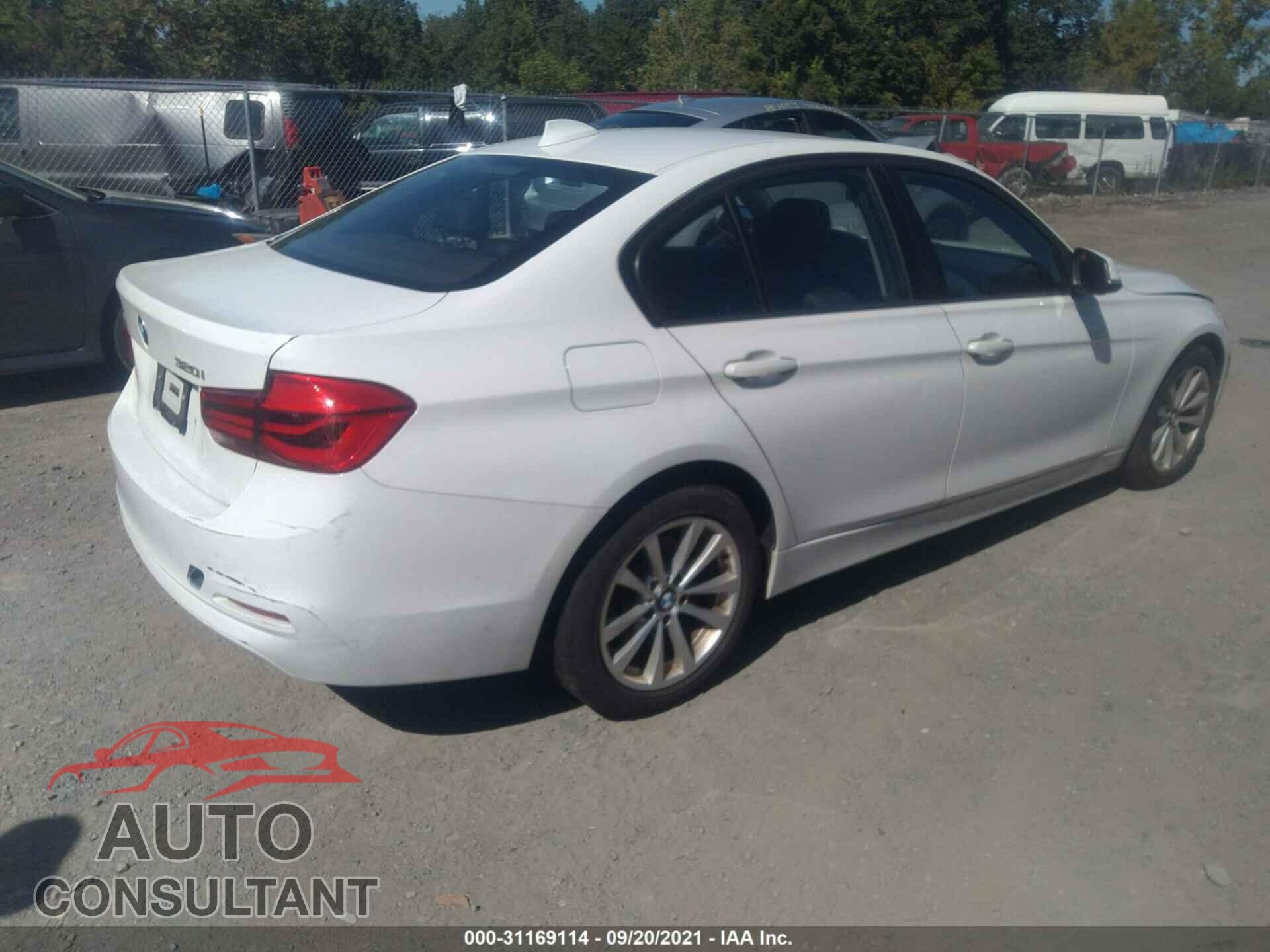 BMW 3 SERIES 2016 - WBA8E5G59GNU20613