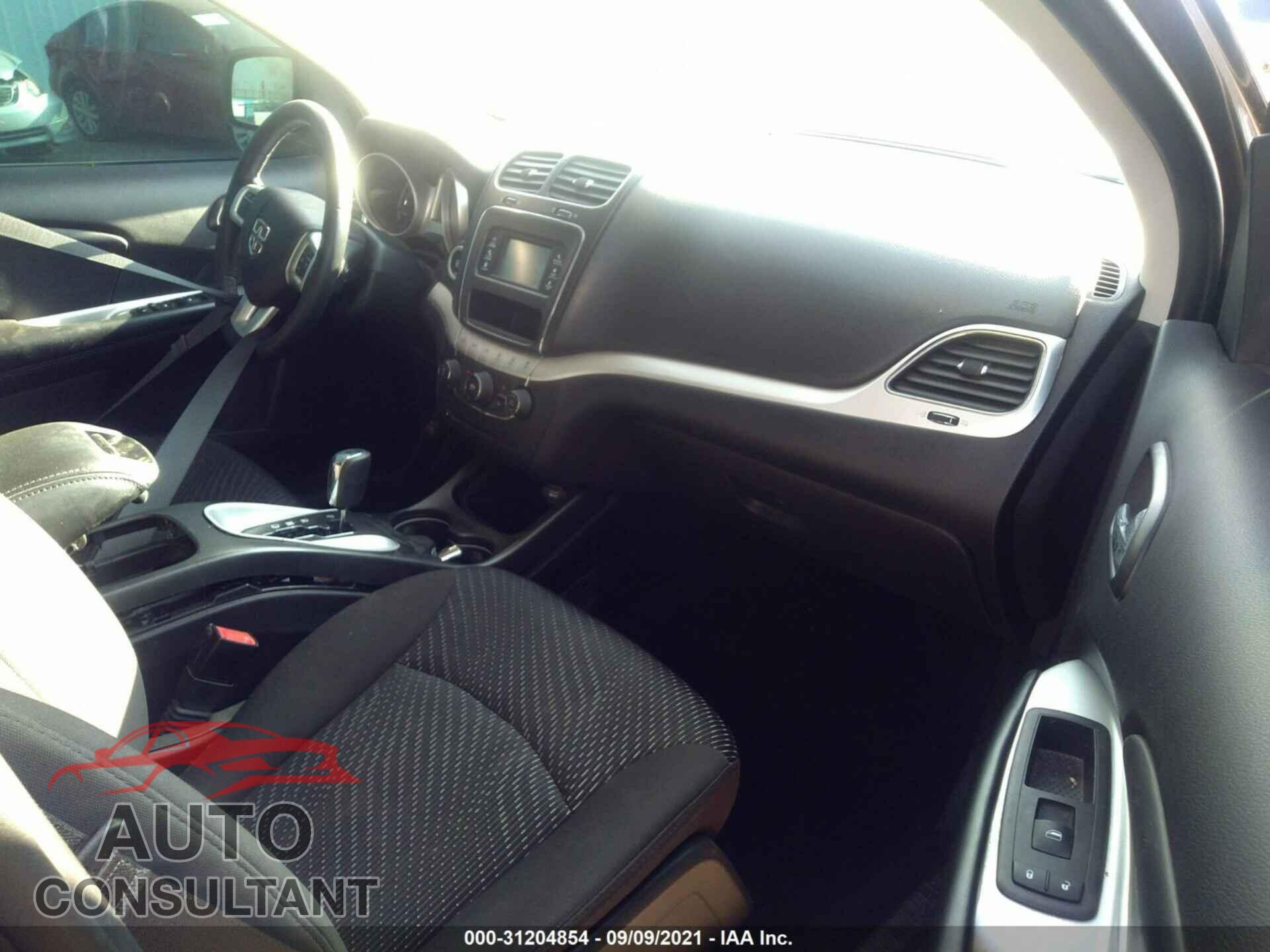 DODGE JOURNEY 2017 - 3C4PDCBG5HT675873