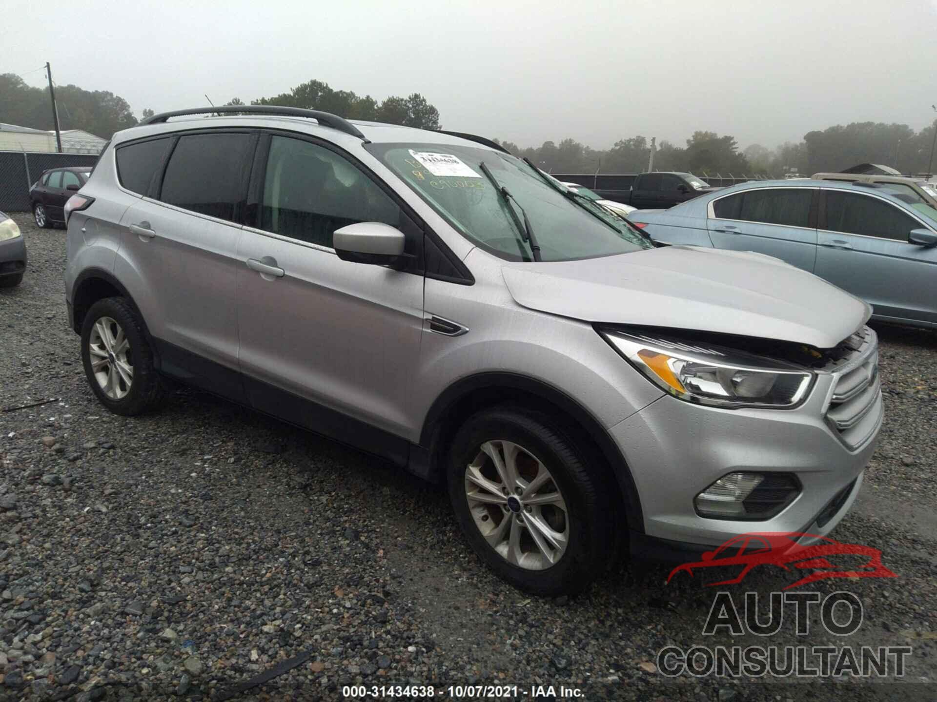 FORD ESCAPE 2018 - 1FMCU0GD6JUC90003