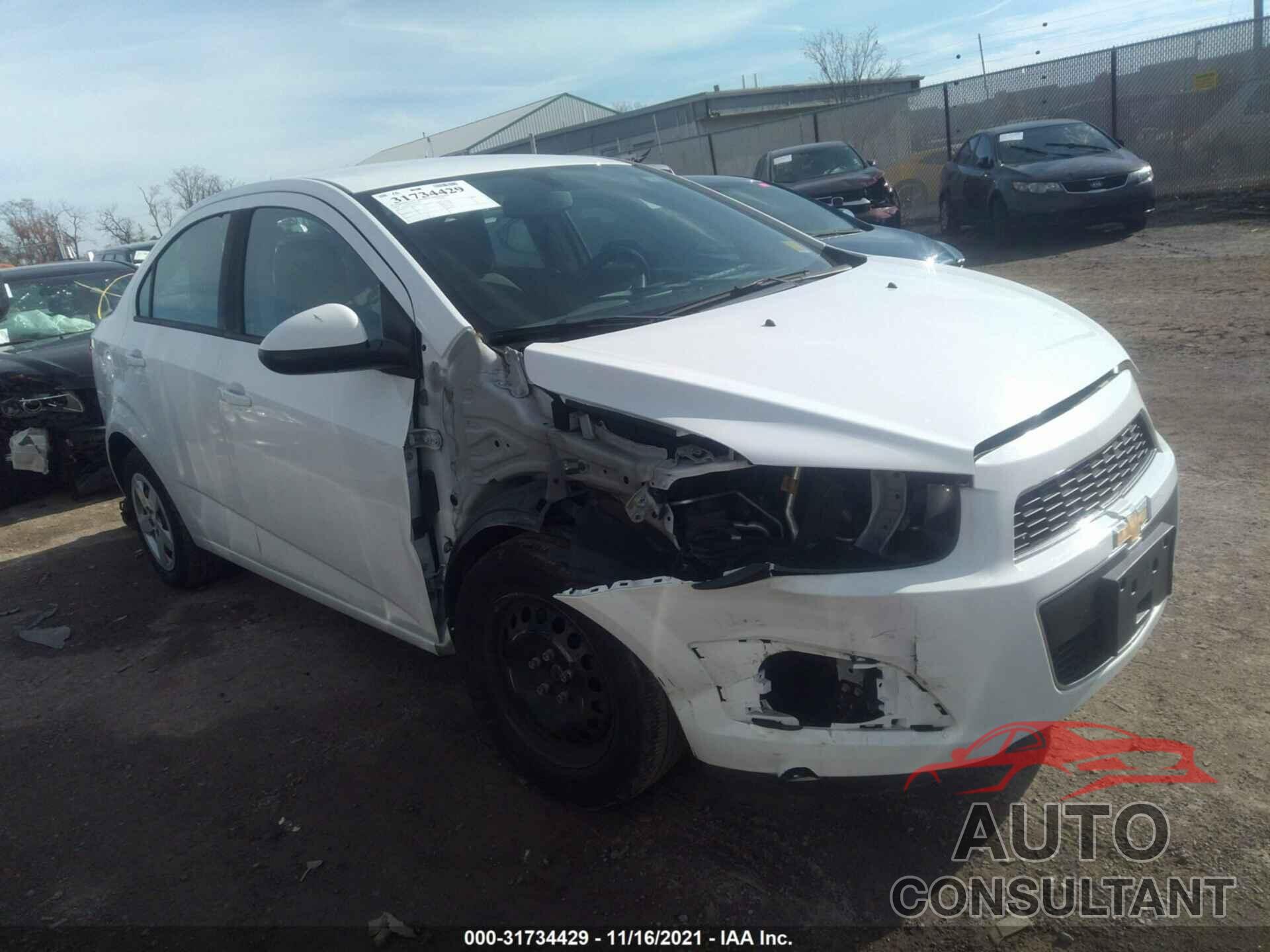 CHEVROLET SONIC 2016 - 1G1JA5SH7G4141970