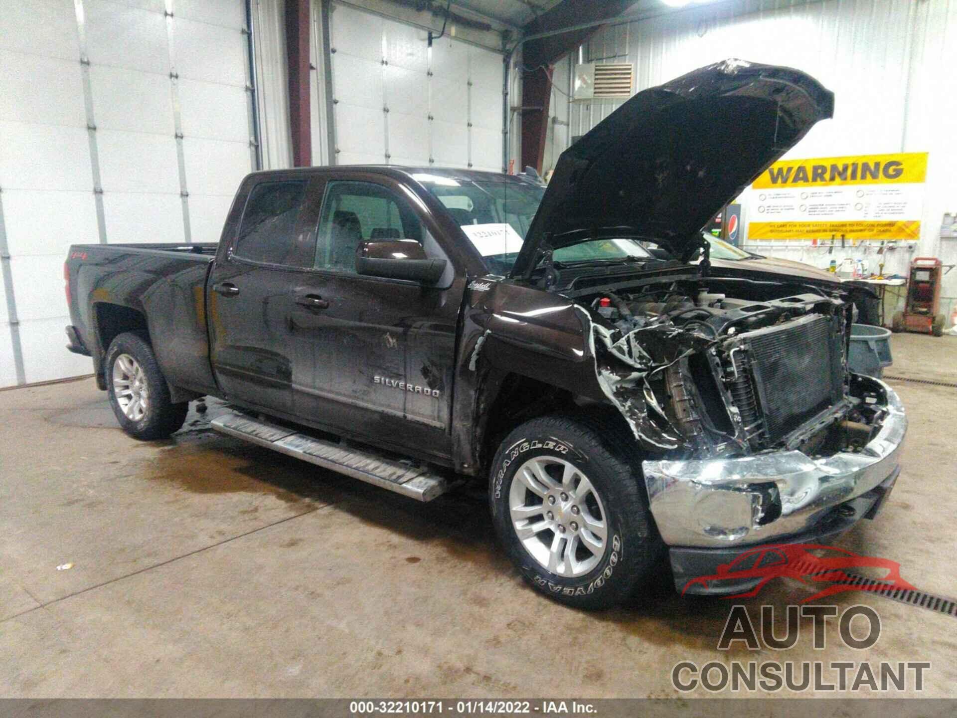 CHEVROLET SILVERADO 1500 2018 - 1GCVKREC7JZ134430