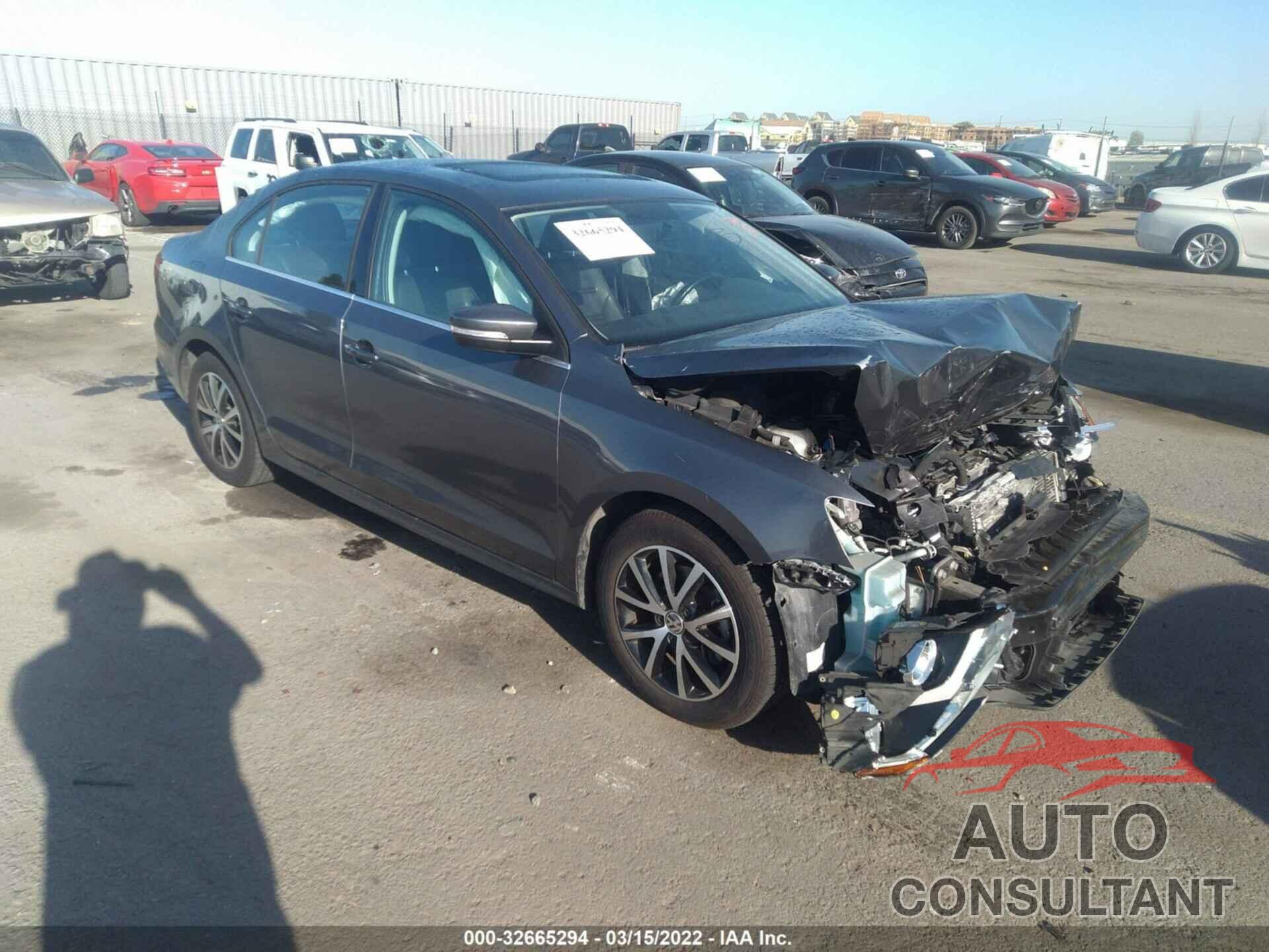 VOLKSWAGEN JETTA 2017 - 3VWDB7AJ3HM206057