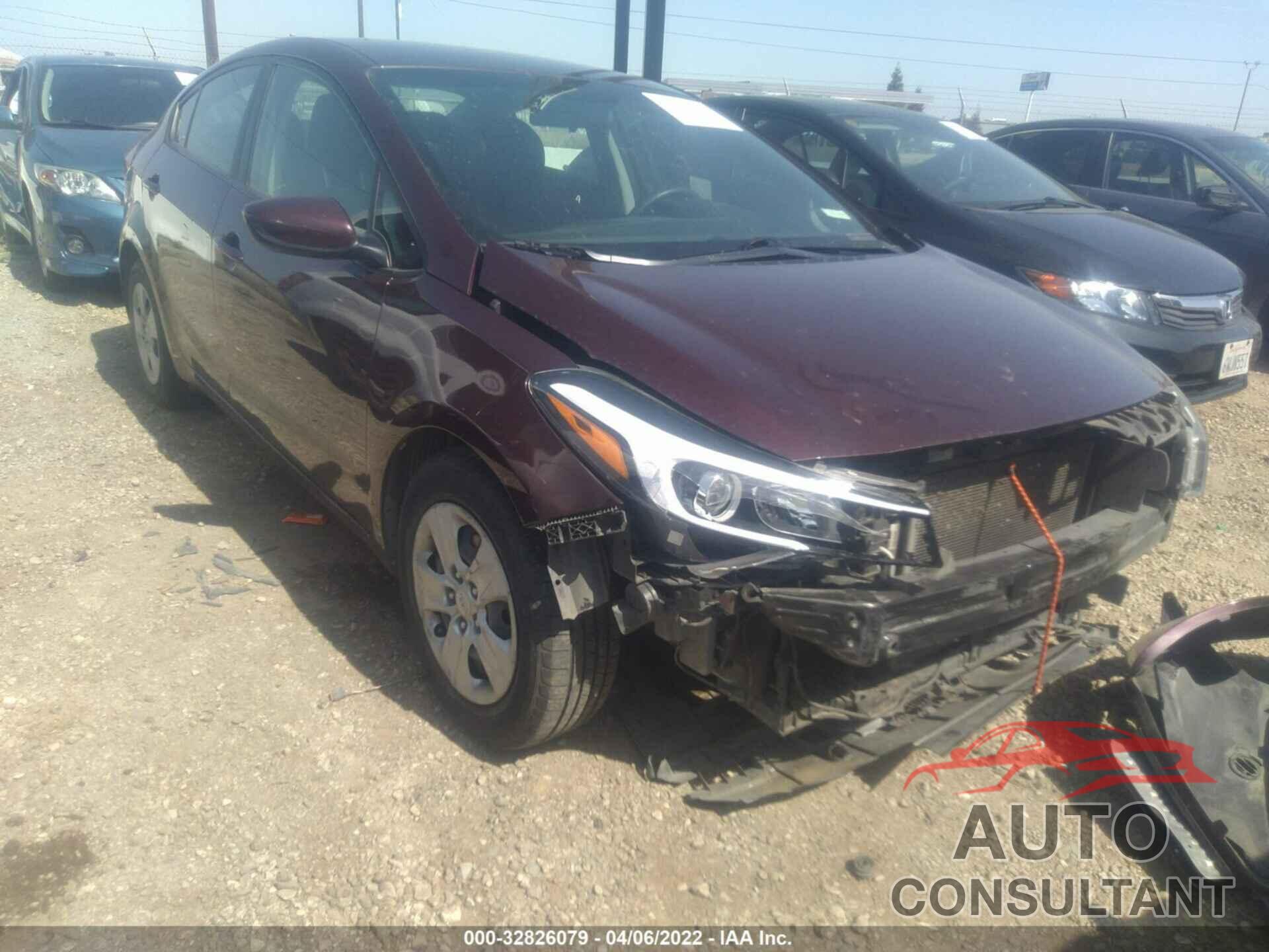 KIA FORTE 2018 - 3KPFK4A73JE168487