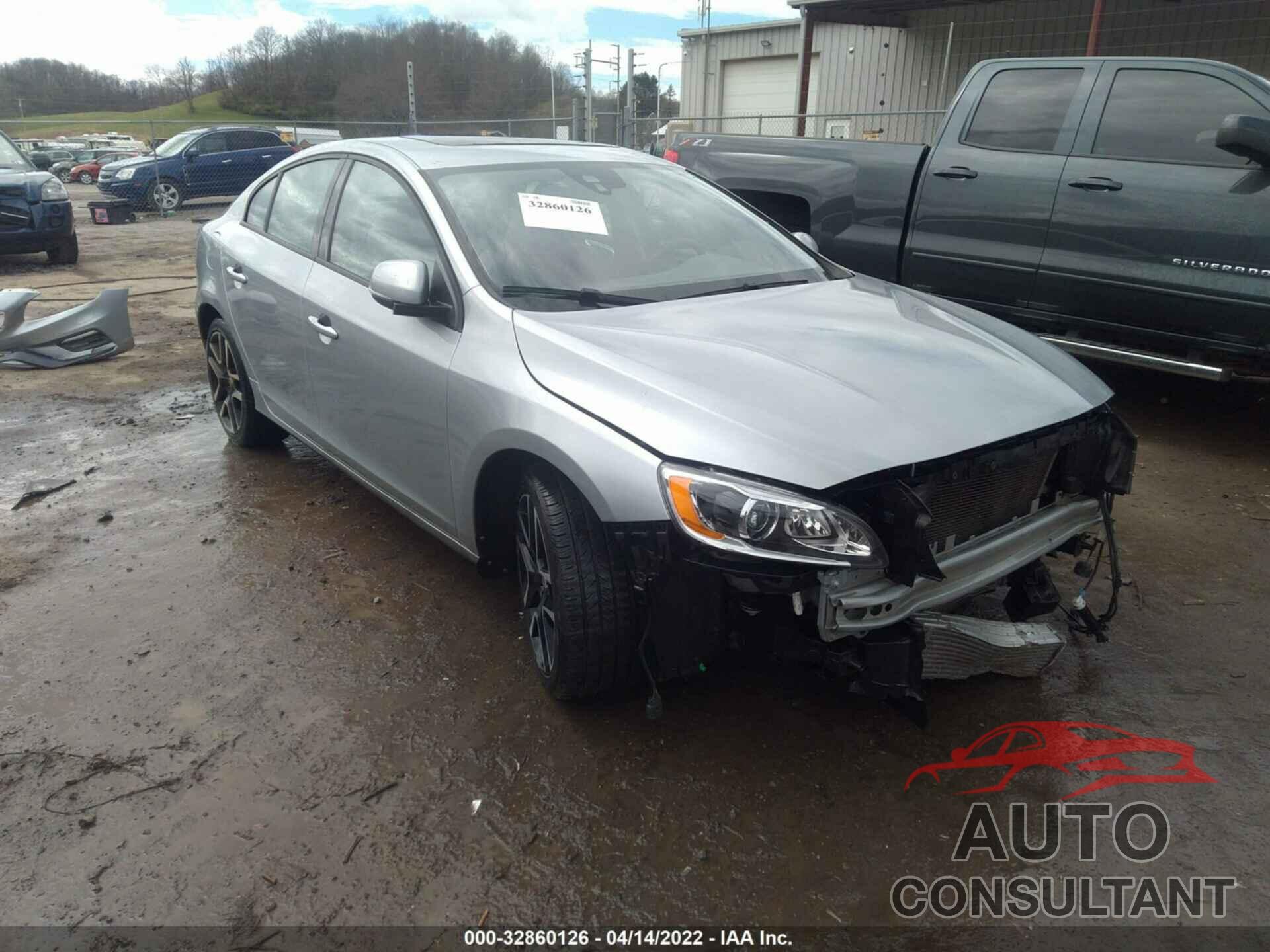 VOLVO S60 2017 - YV140MTL5H2424783