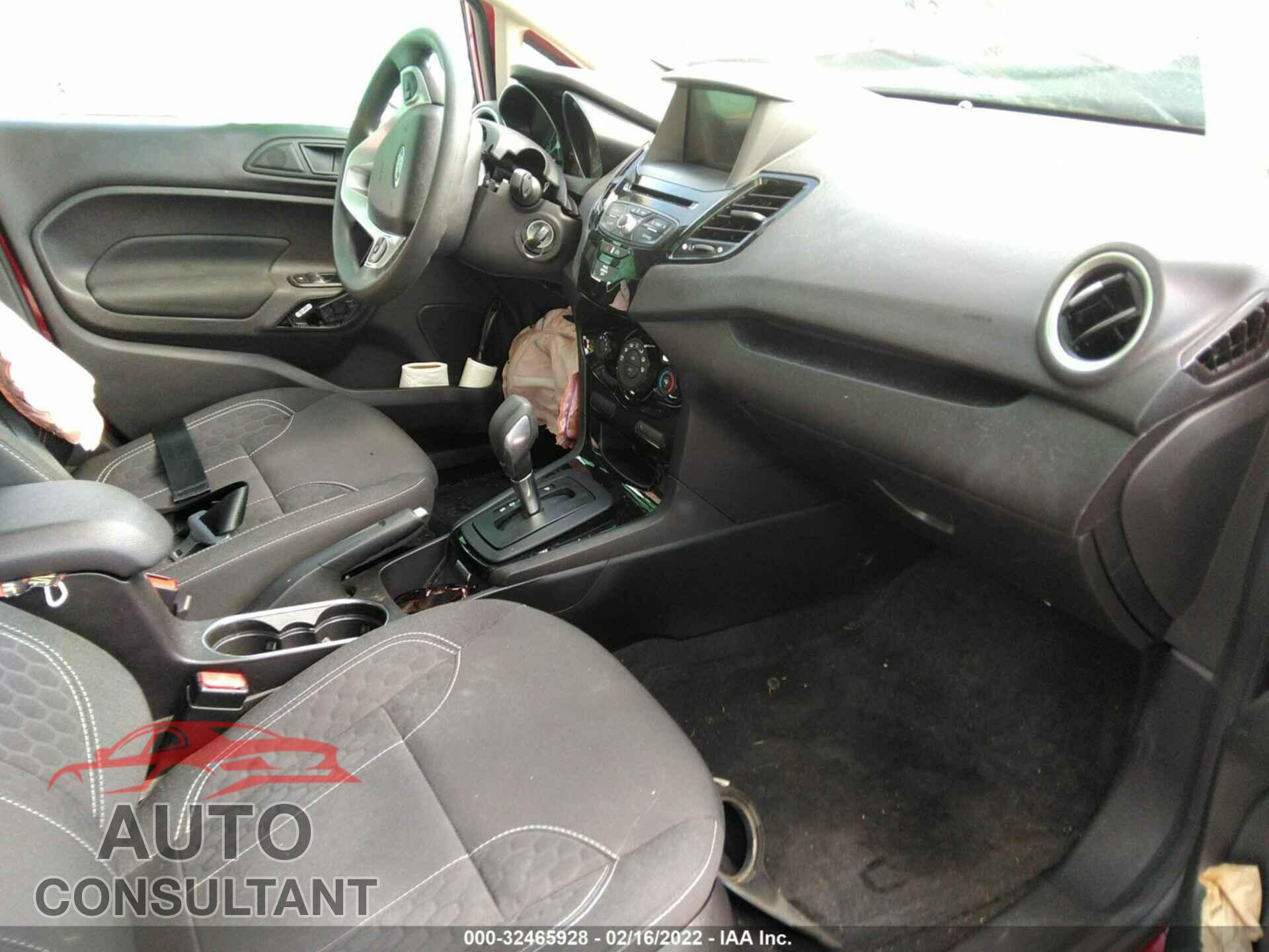 FORD FIESTA 2017 - 3FADP4EJ7HM165712