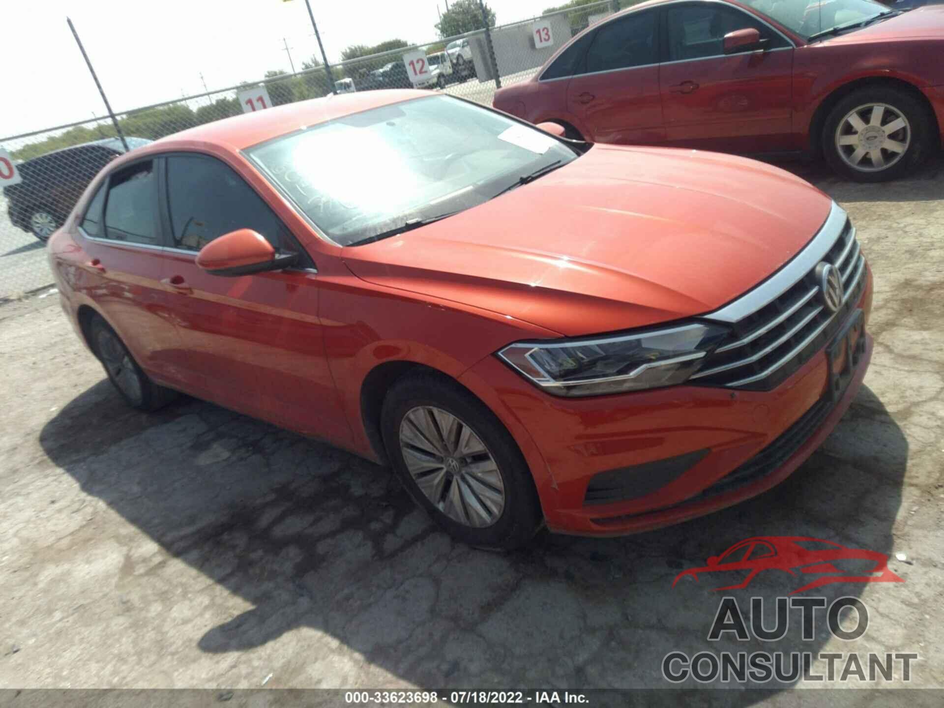 VOLKSWAGEN JETTA 2019 - 3VWC57BU7KM141846