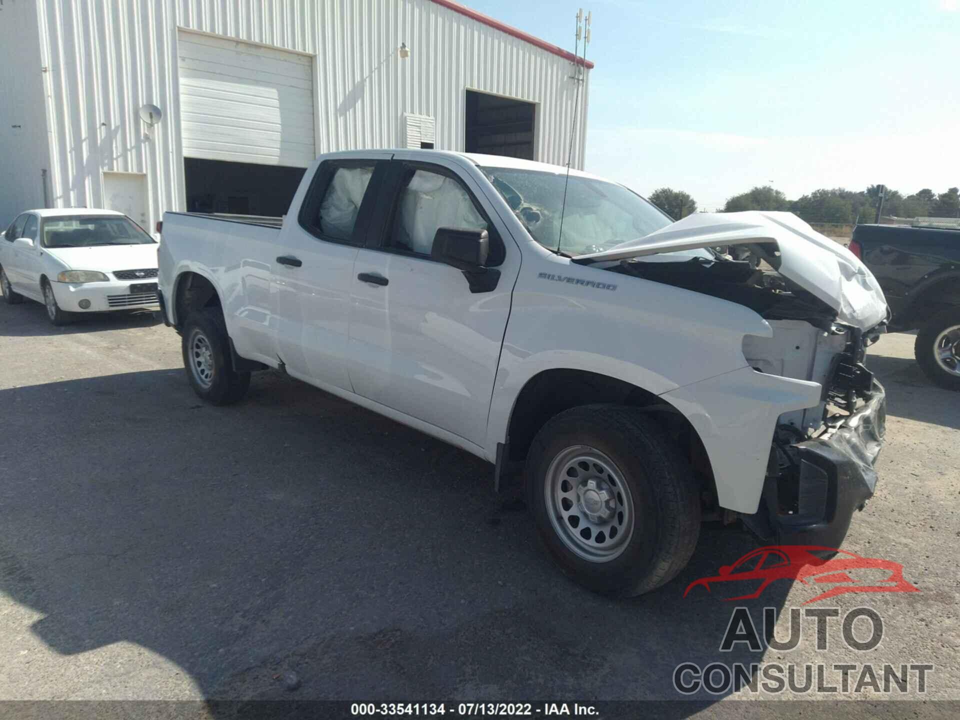 CHEVROLET SILVERADO 1500 2019 - 1GCRWAEH7KZ276913