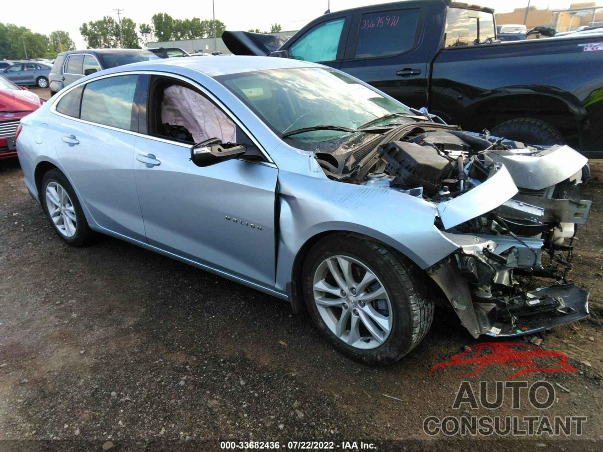 CHEVROLET MALIBU 2017 - 1G1ZE5ST3HF195140