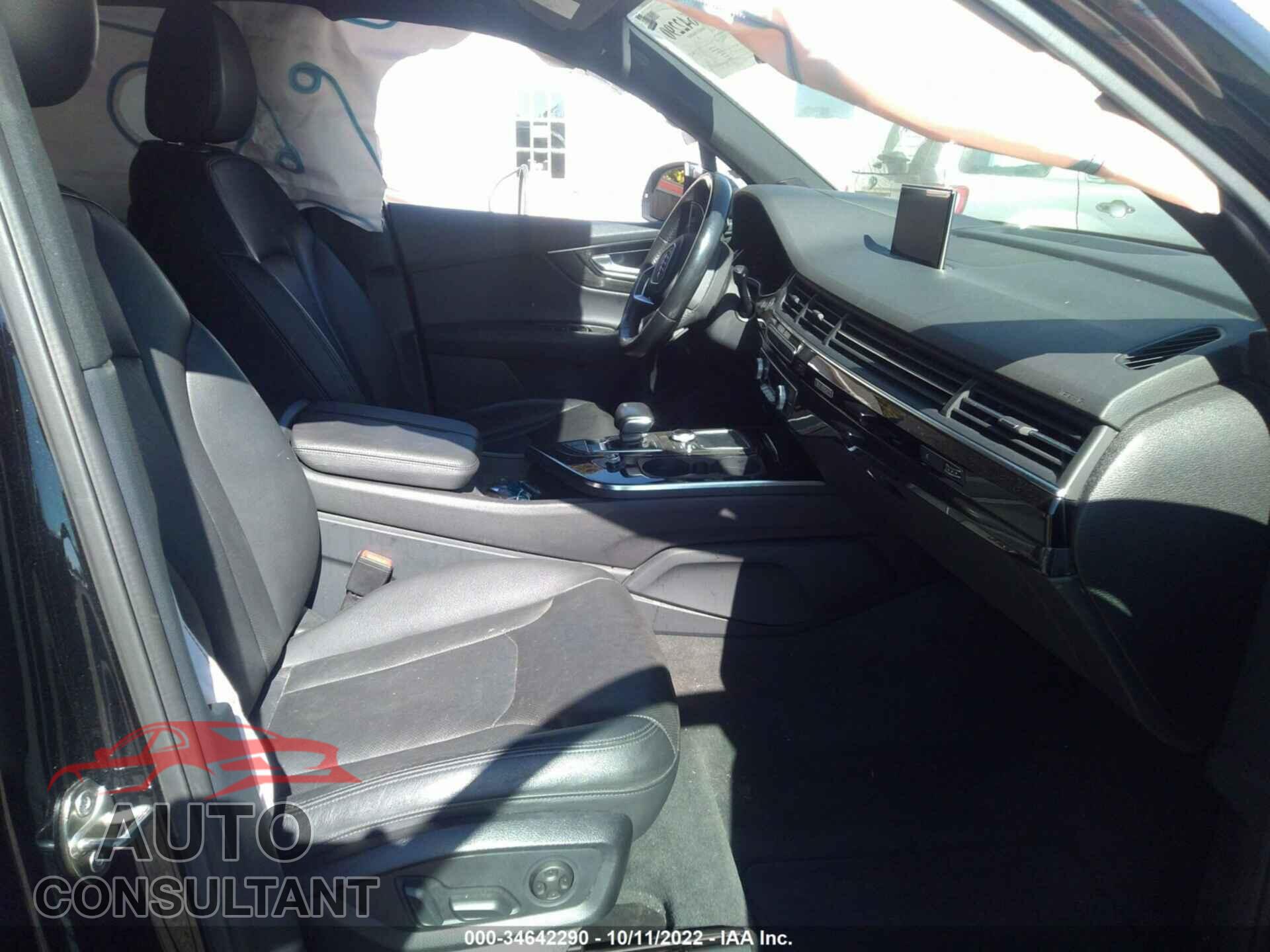 AUDI Q7 2017 - WA1VABF75HD051706