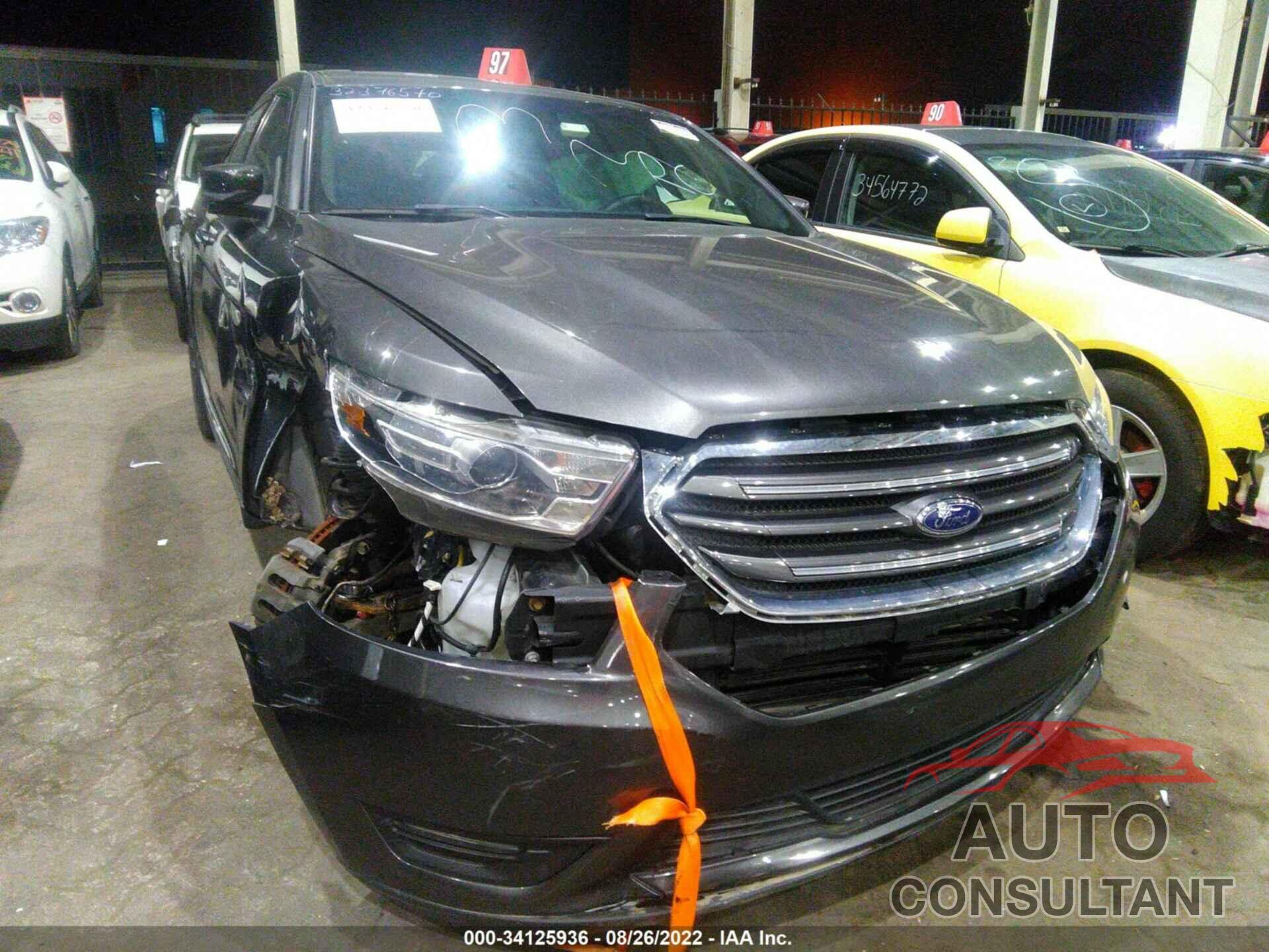 FORD TAURUS 2018 - 00AHP2E87JG103925