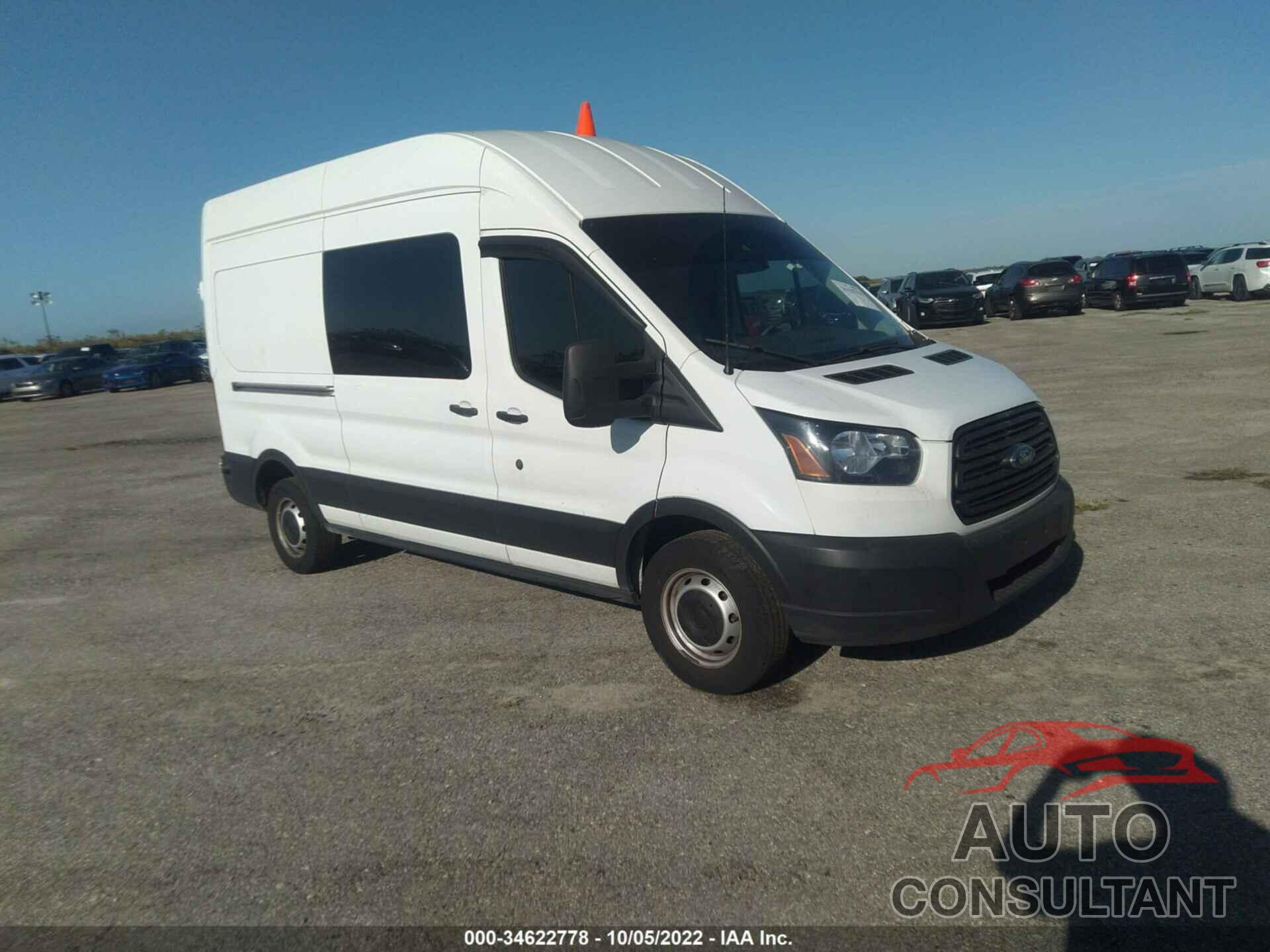 FORD TRANSIT VAN 2019 - 1FTYR2XM0KKA69548