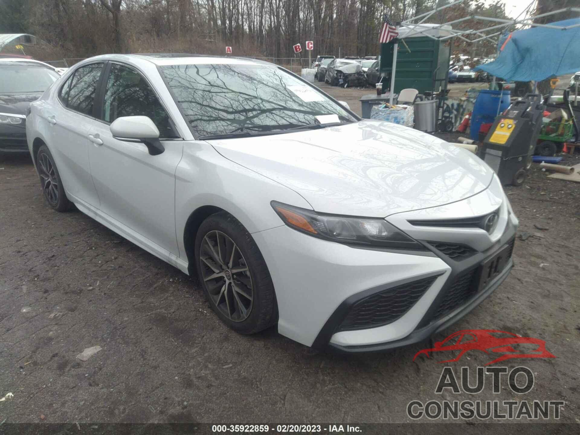 TOYOTA CAMRY 2023 - 4T1T11BK8PU082086