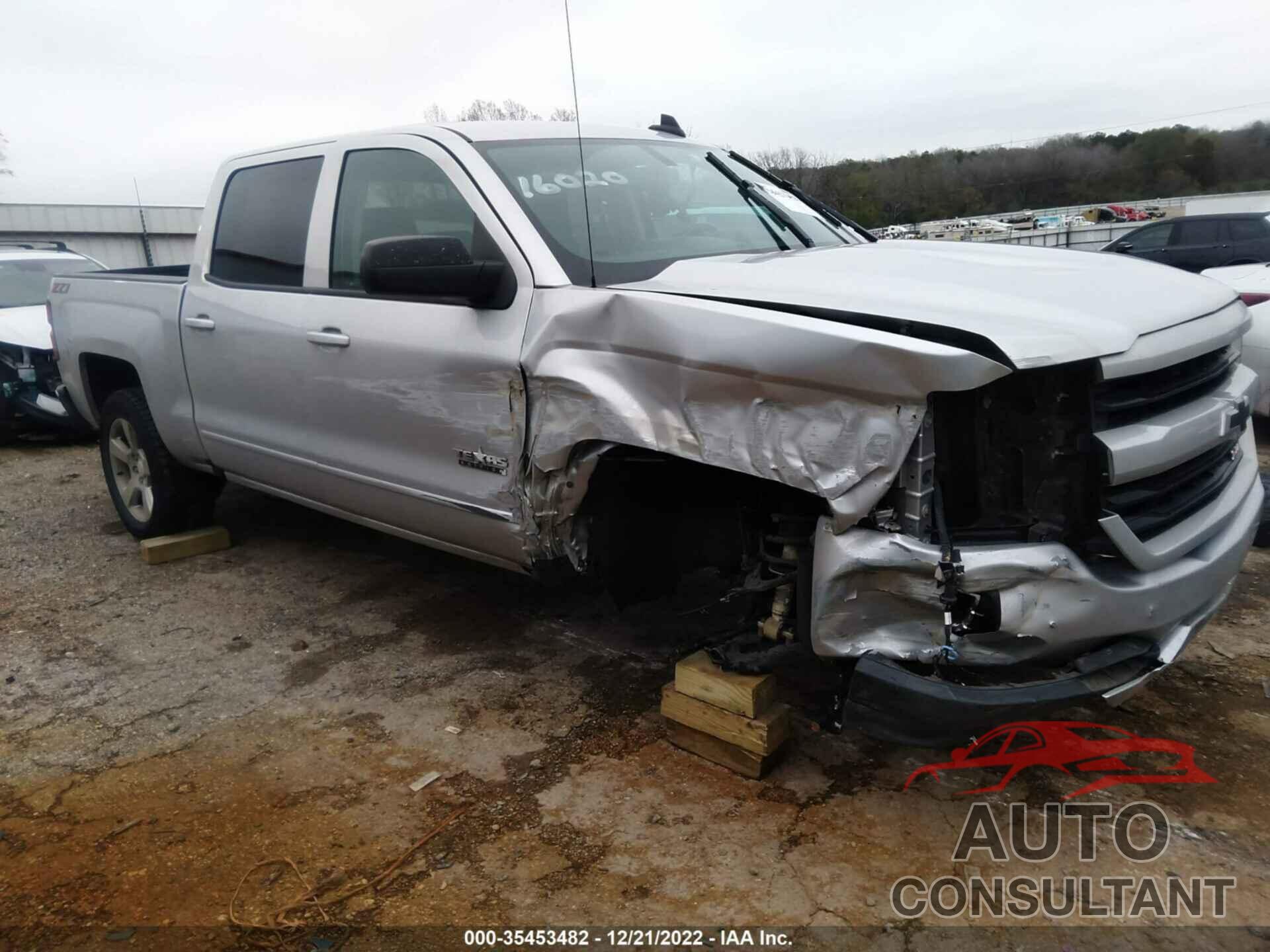 CHEVROLET SILVERADO 1500 2018 - 3GCUKREC7JG347213