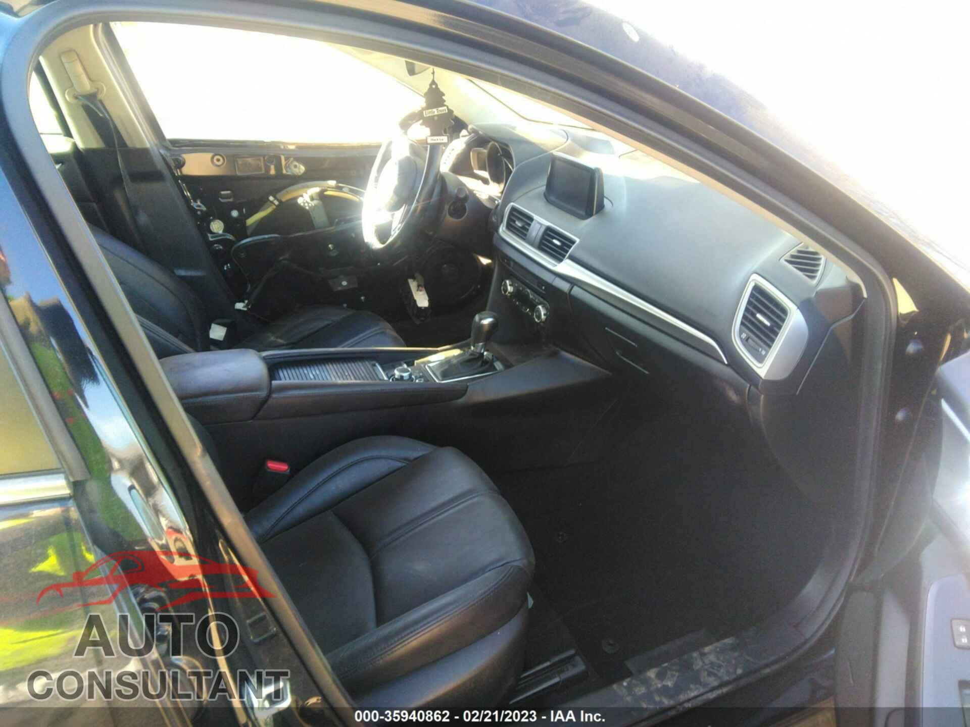 MAZDA MAZDA3 2017 - 3MZBN1V78HM136047