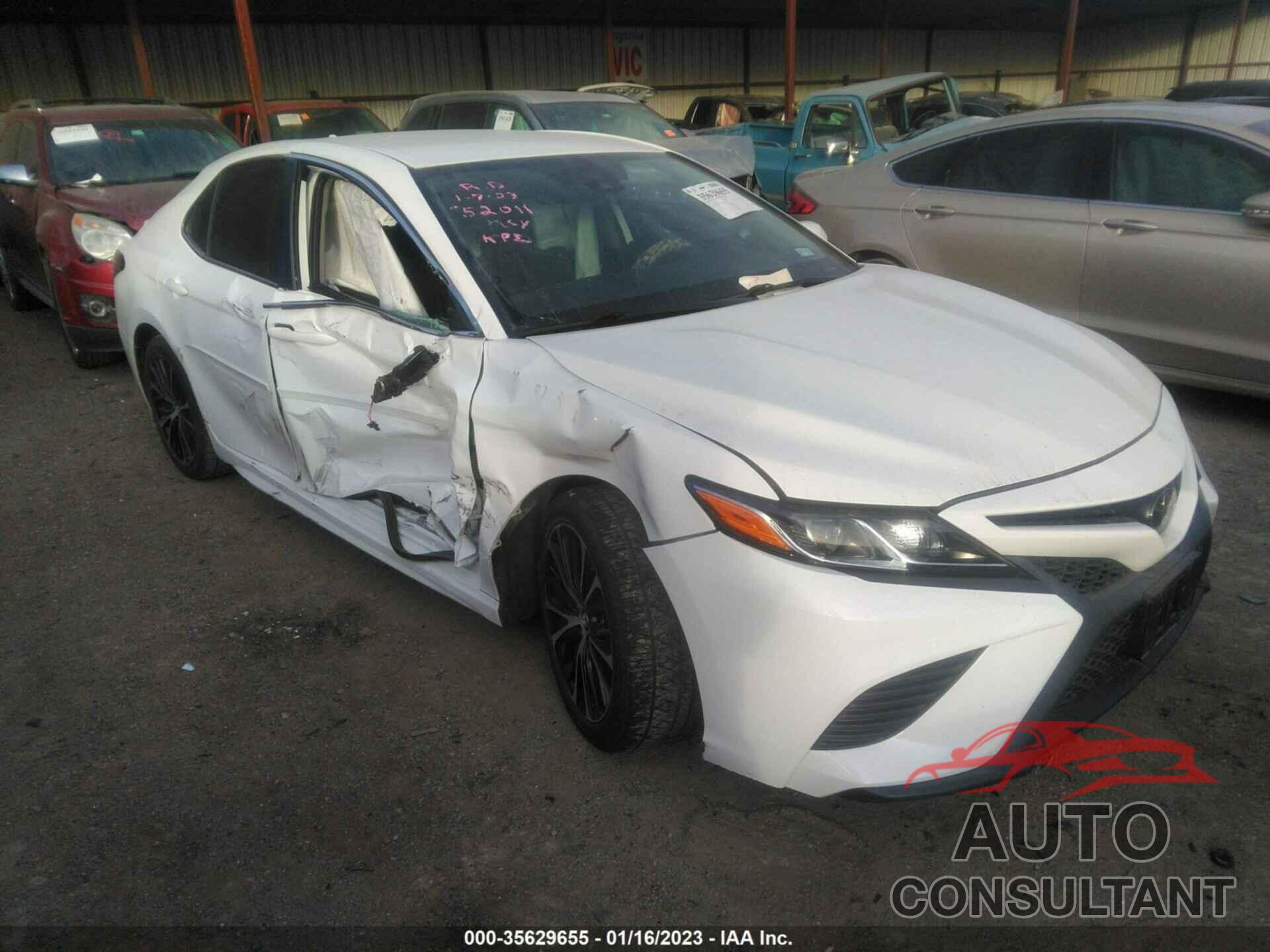 TOYOTA CAMRY 2019 - 4T1B11HK4KU705649