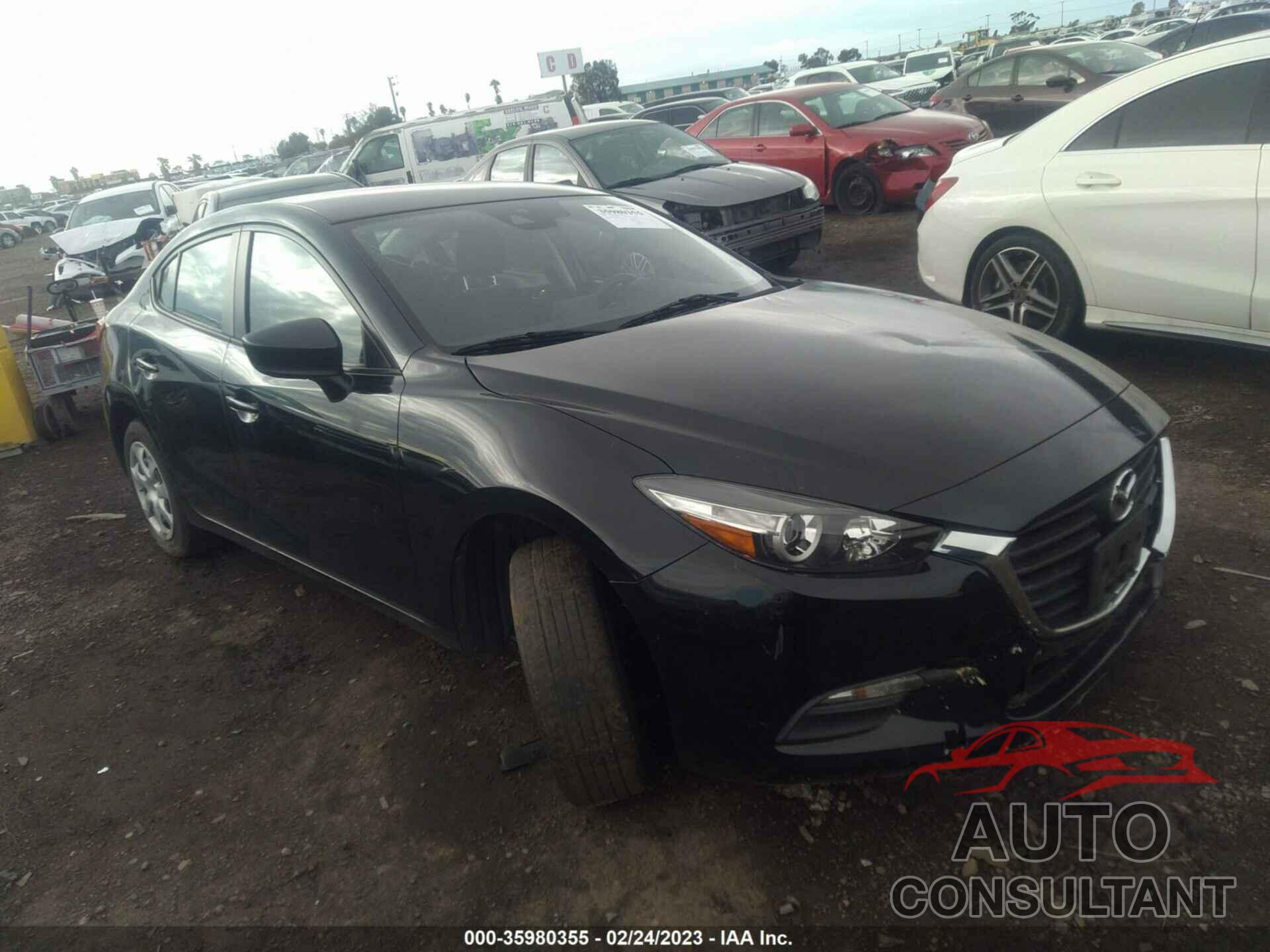 MAZDA MAZDA3 4-DOOR 2018 - 3MZBN1U70JM242774