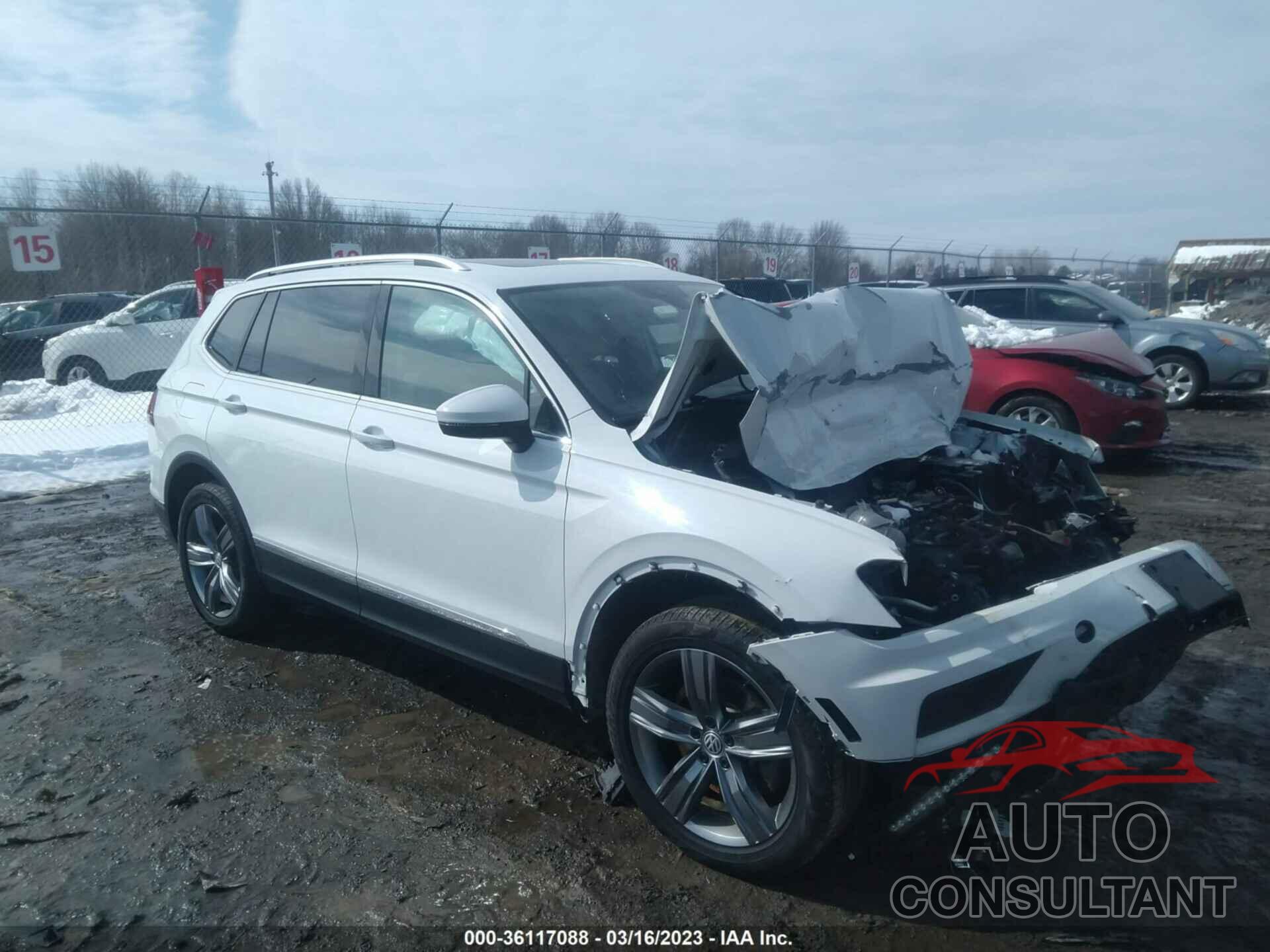 VOLKSWAGEN TIGUAN 2019 - 3VV4B7AX6KM129331