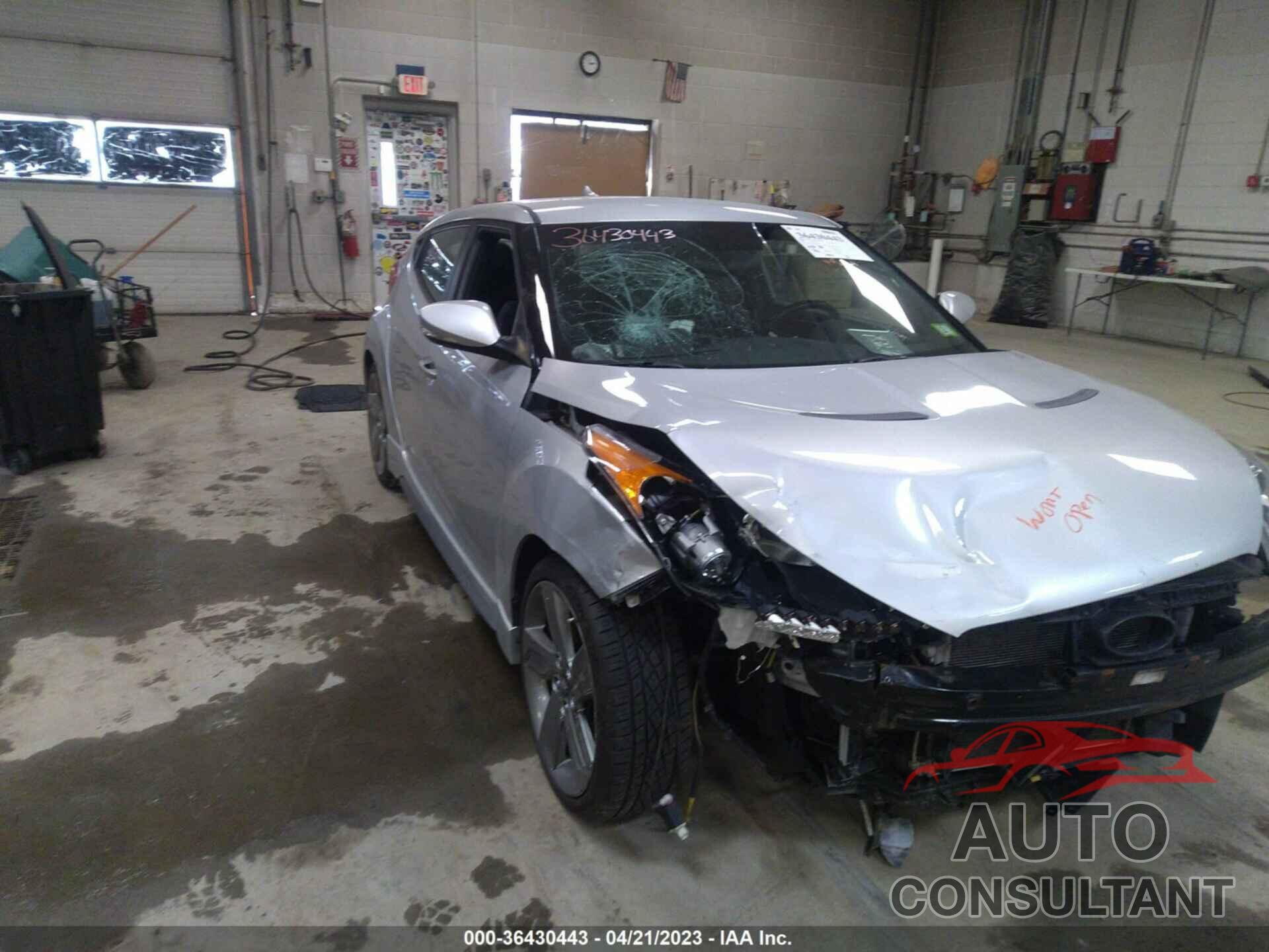 HYUNDAI VELOSTER 2015 - KMHTC6AE7FU230648