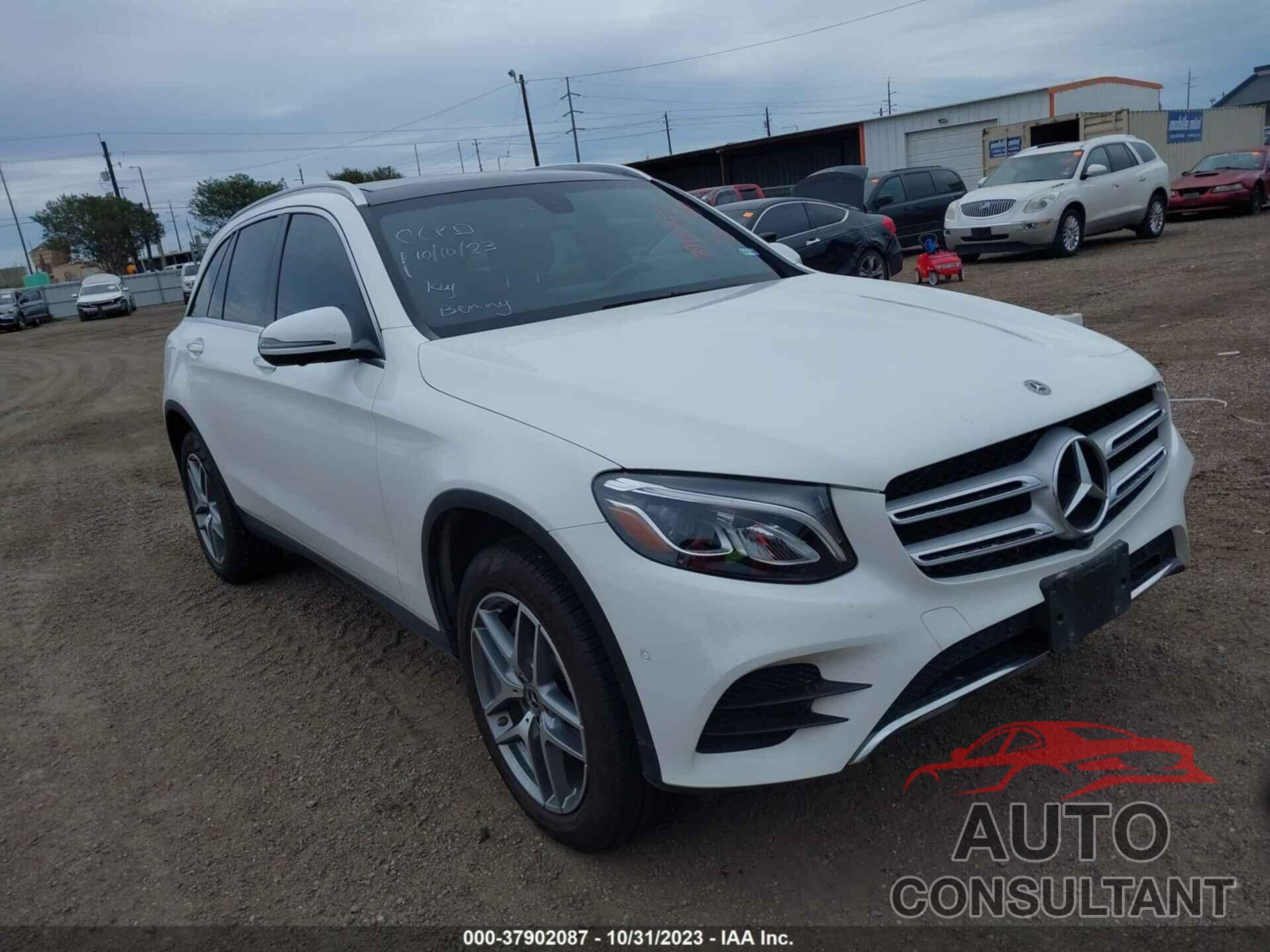 MERCEDES-BENZ GLC 2018 - WDC0G4JB8JV026377