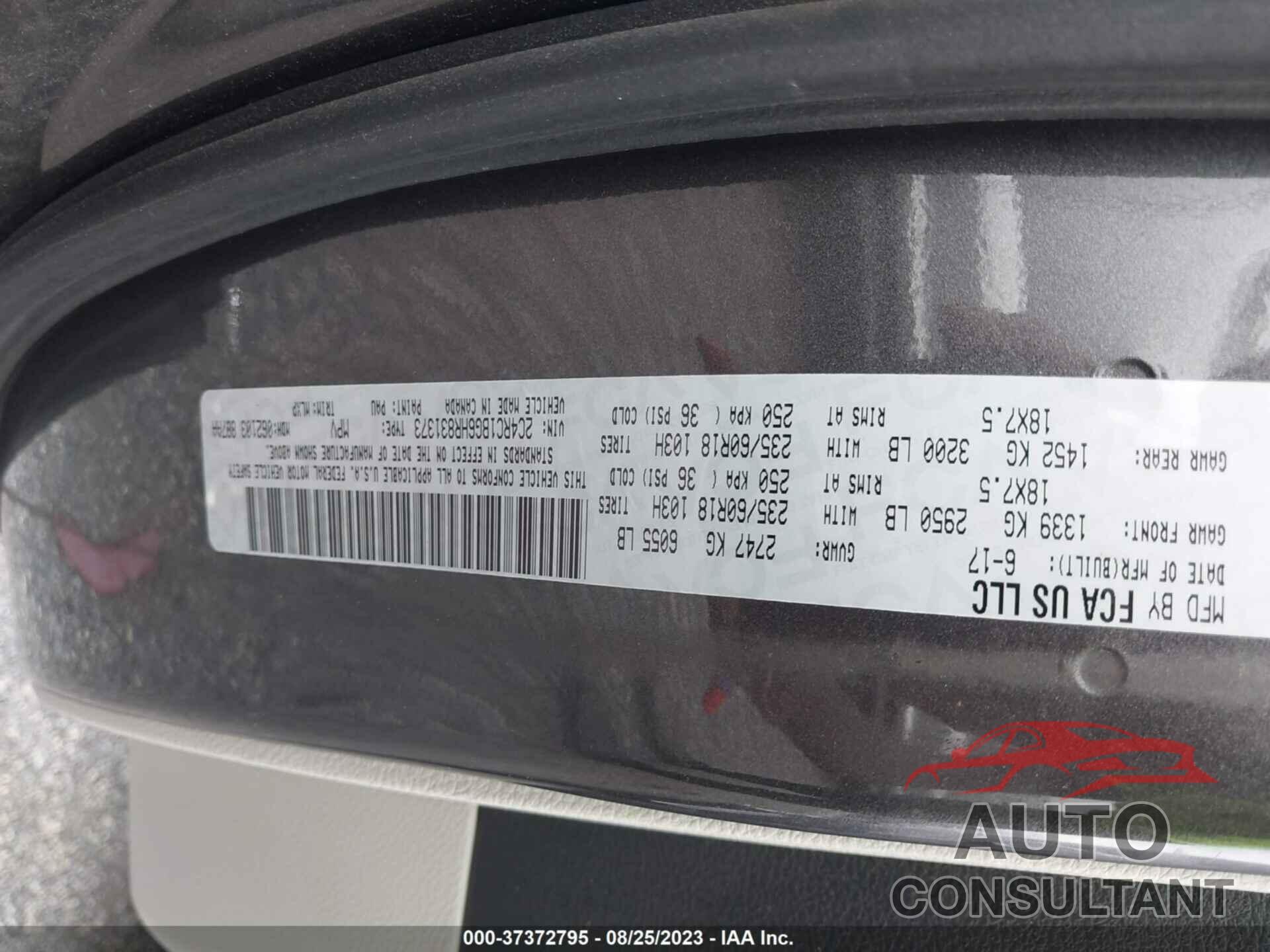 CHRYSLER PACIFICA 2017 - 2C4RC1BG6HR831373
