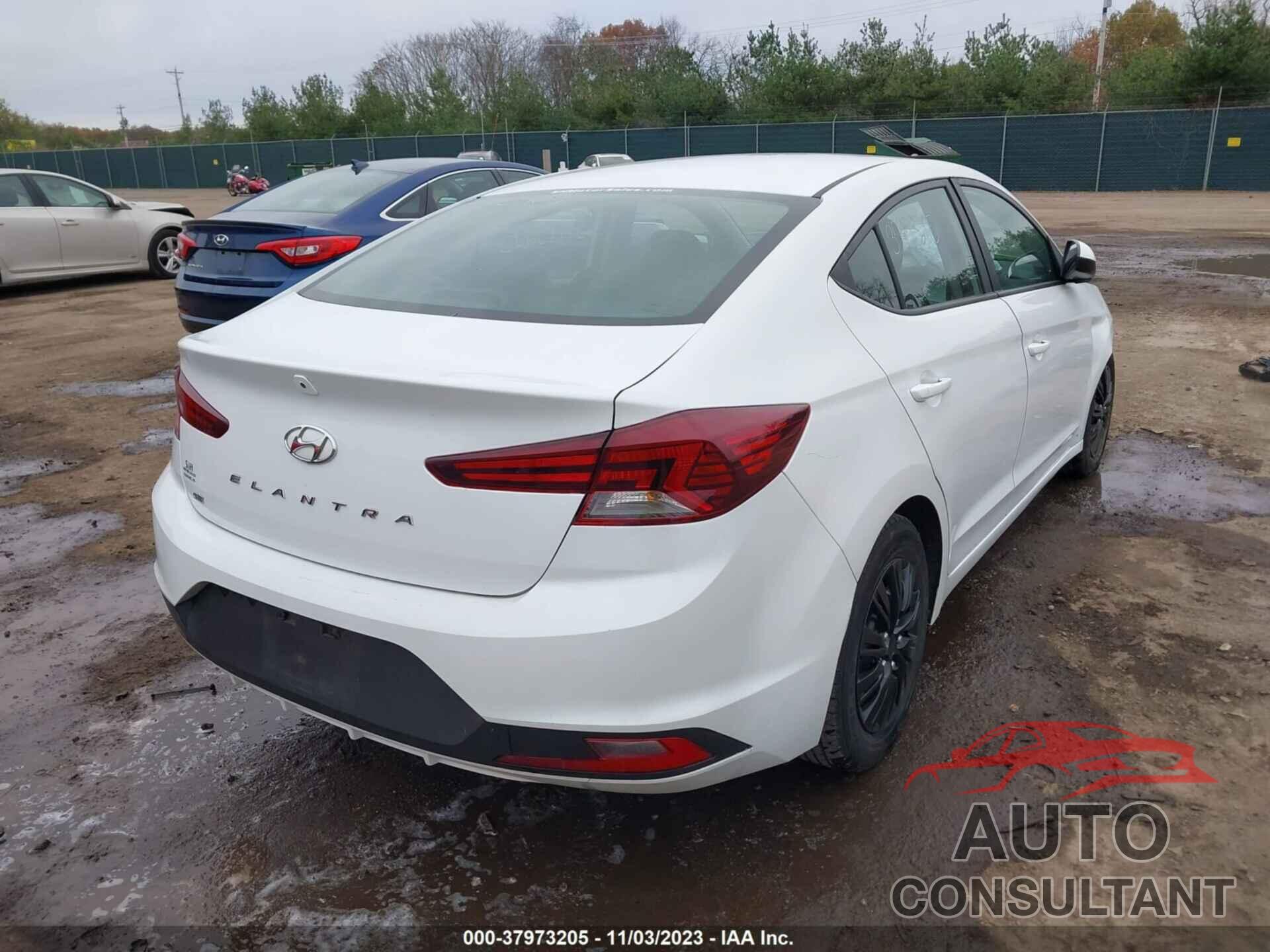 HYUNDAI ELANTRA 2019 - 5NPD74LFXKH468019