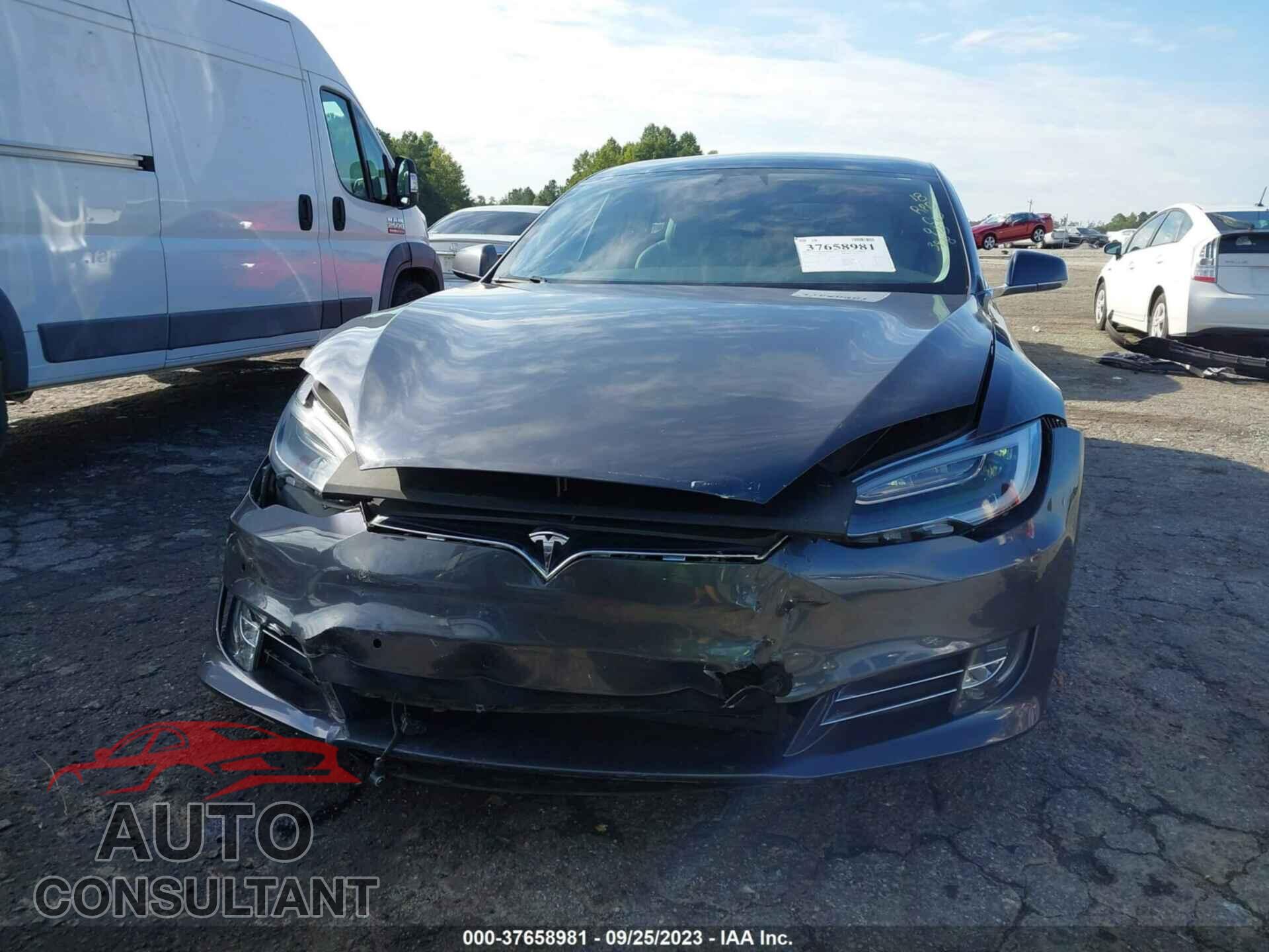 TESLA MODEL S 2018 - 5YJSA1E26JF293928