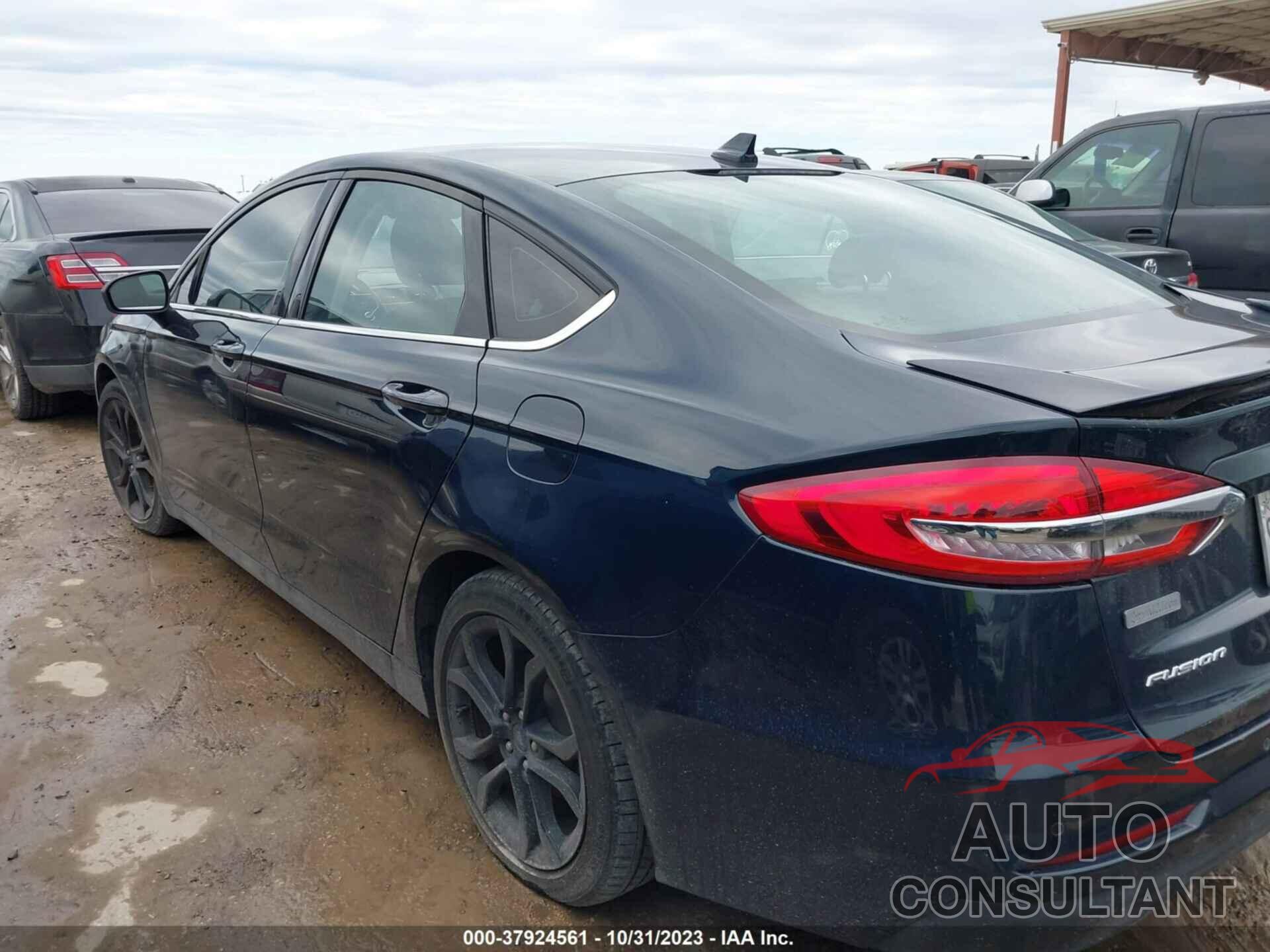 FORD FUSION 2020 - 3FA6P0HD3LR156542