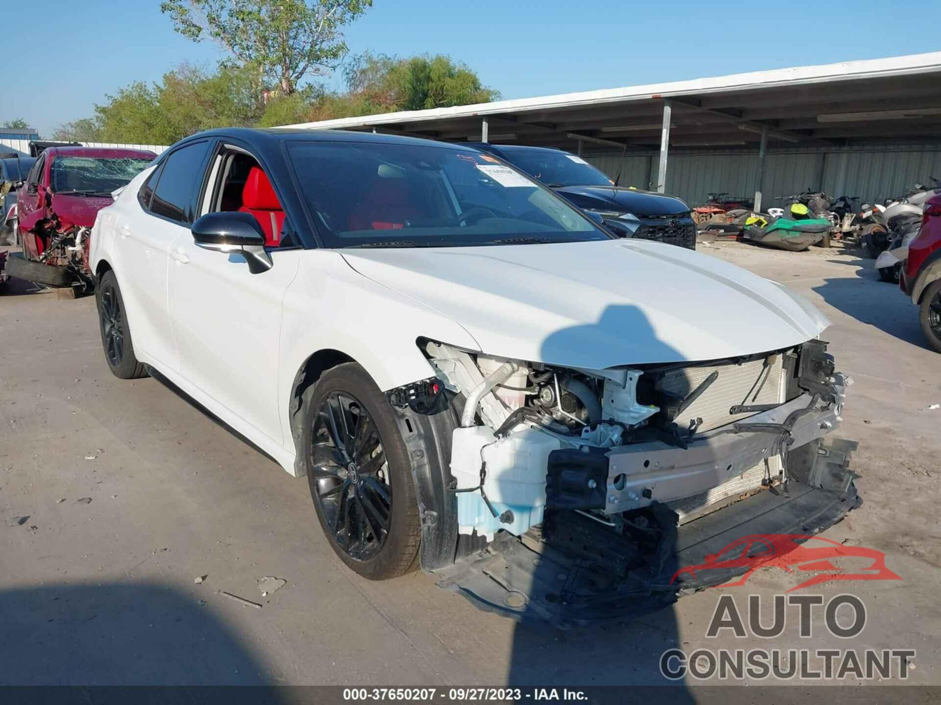 TOYOTA CAMRY 2021 - 4T1KZ1AK0MU048144