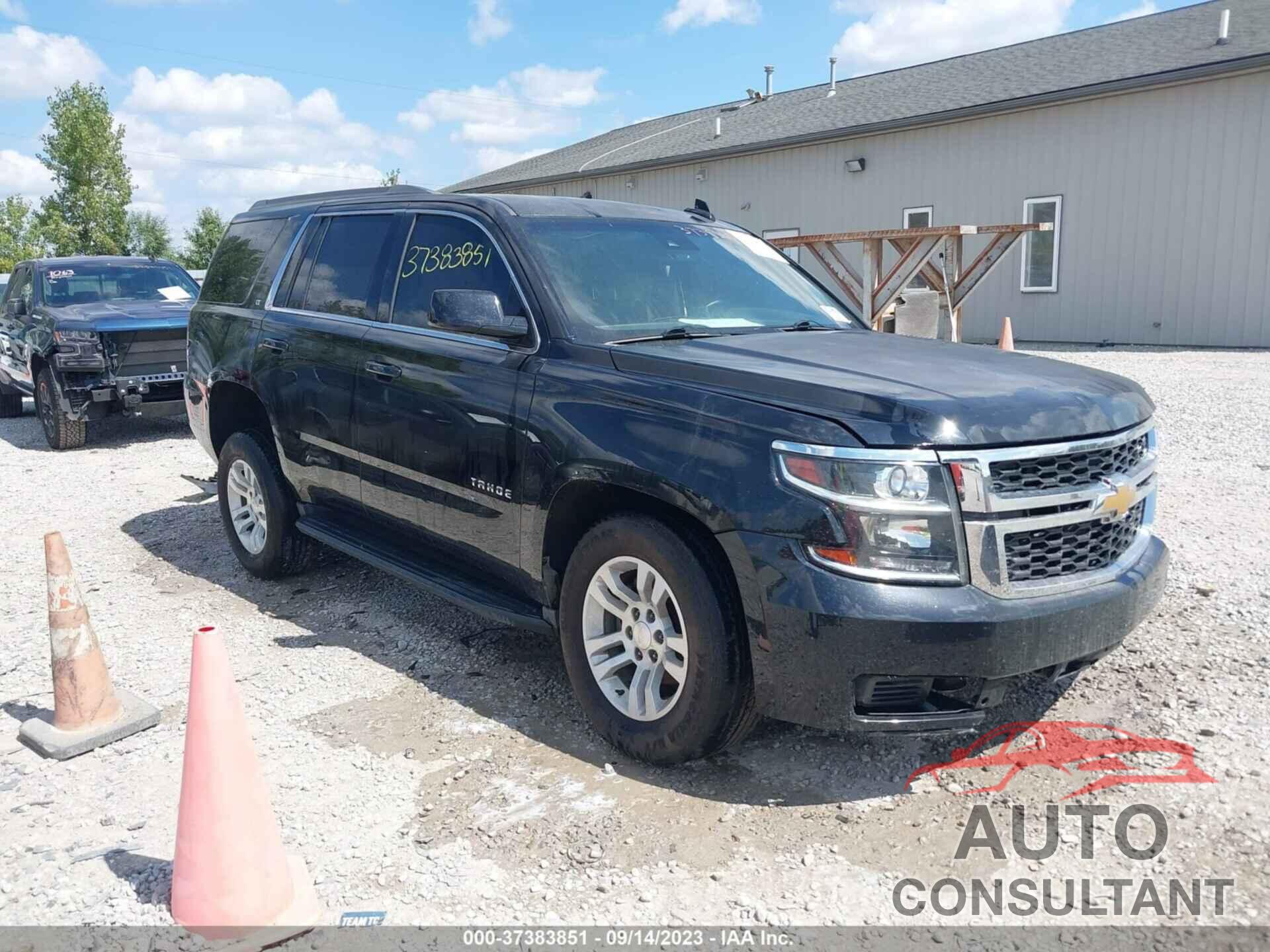 CHEVROLET TAHOE 2017 - 1GNSCBKC7HR201377