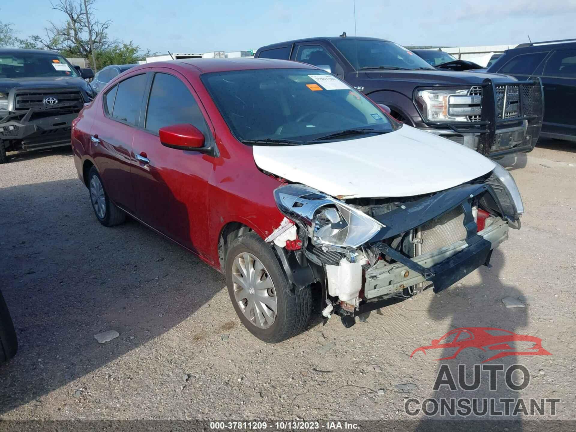 NISSAN VERSA 2019 - 3N1CN7AP8KL850714